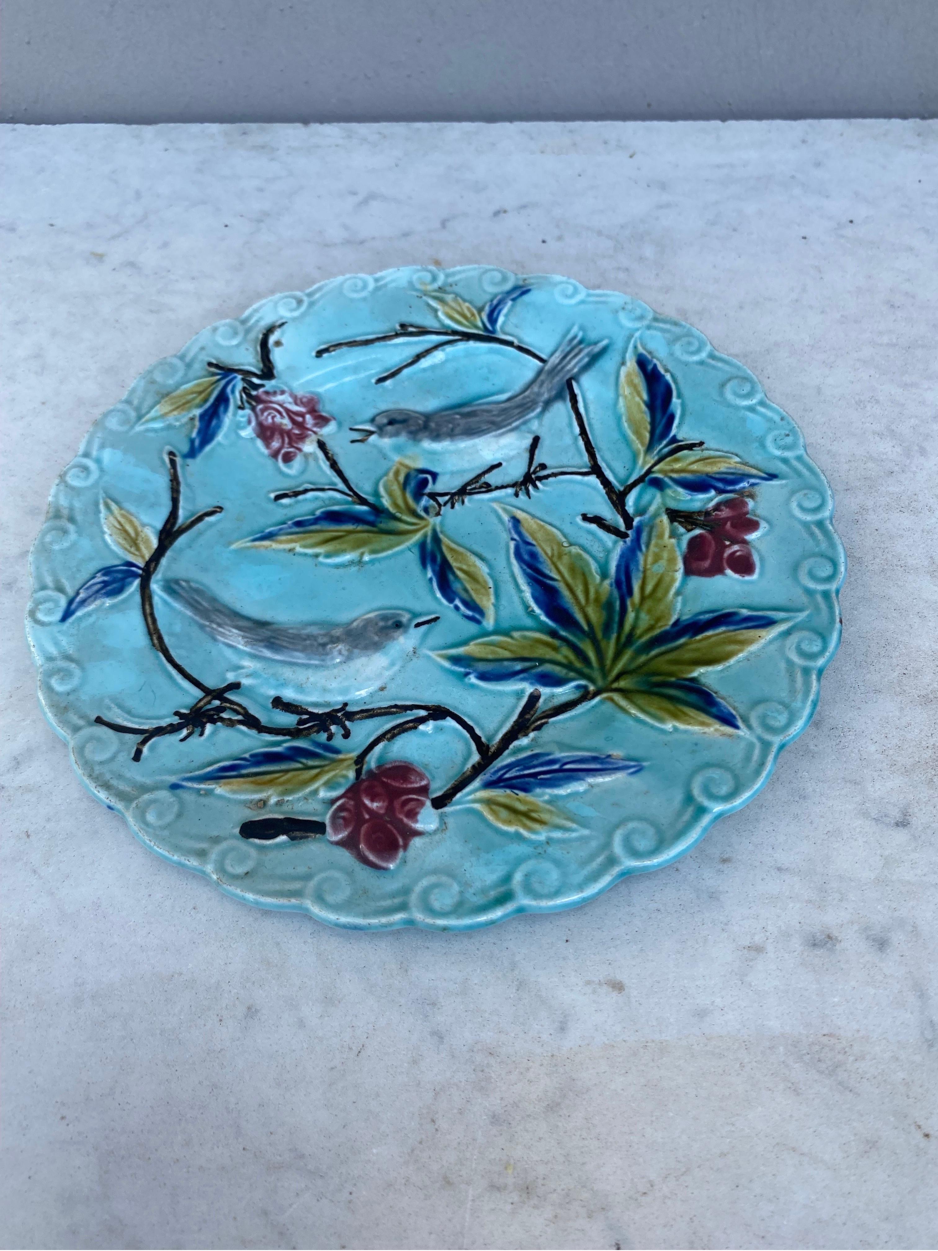 Rustic 19th Century, French, Majolica Birds Plate Onnaing For Sale
