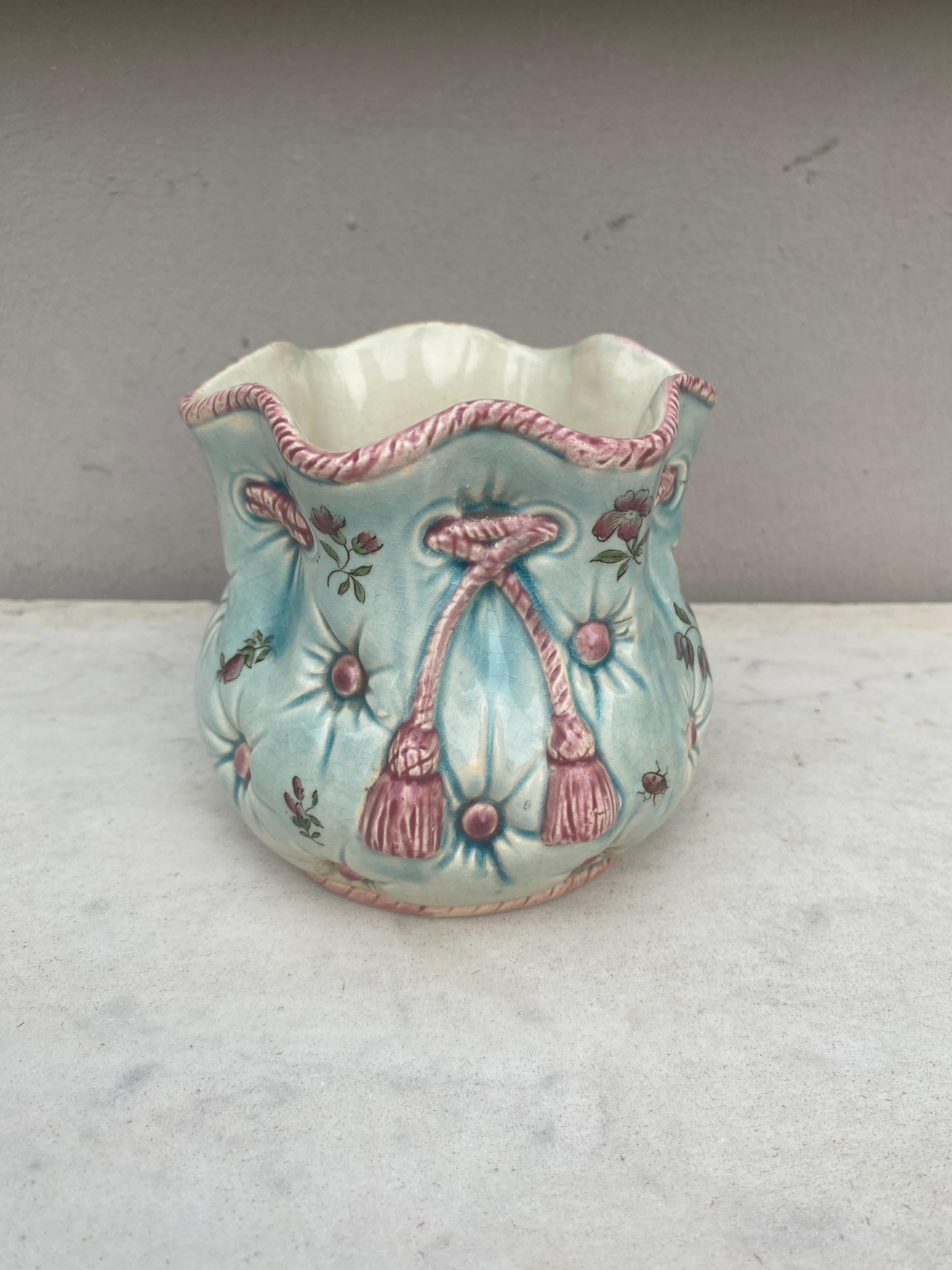 Late 19th Century 19th Century French Majolica Cache Pot Bag Fives Lille For Sale