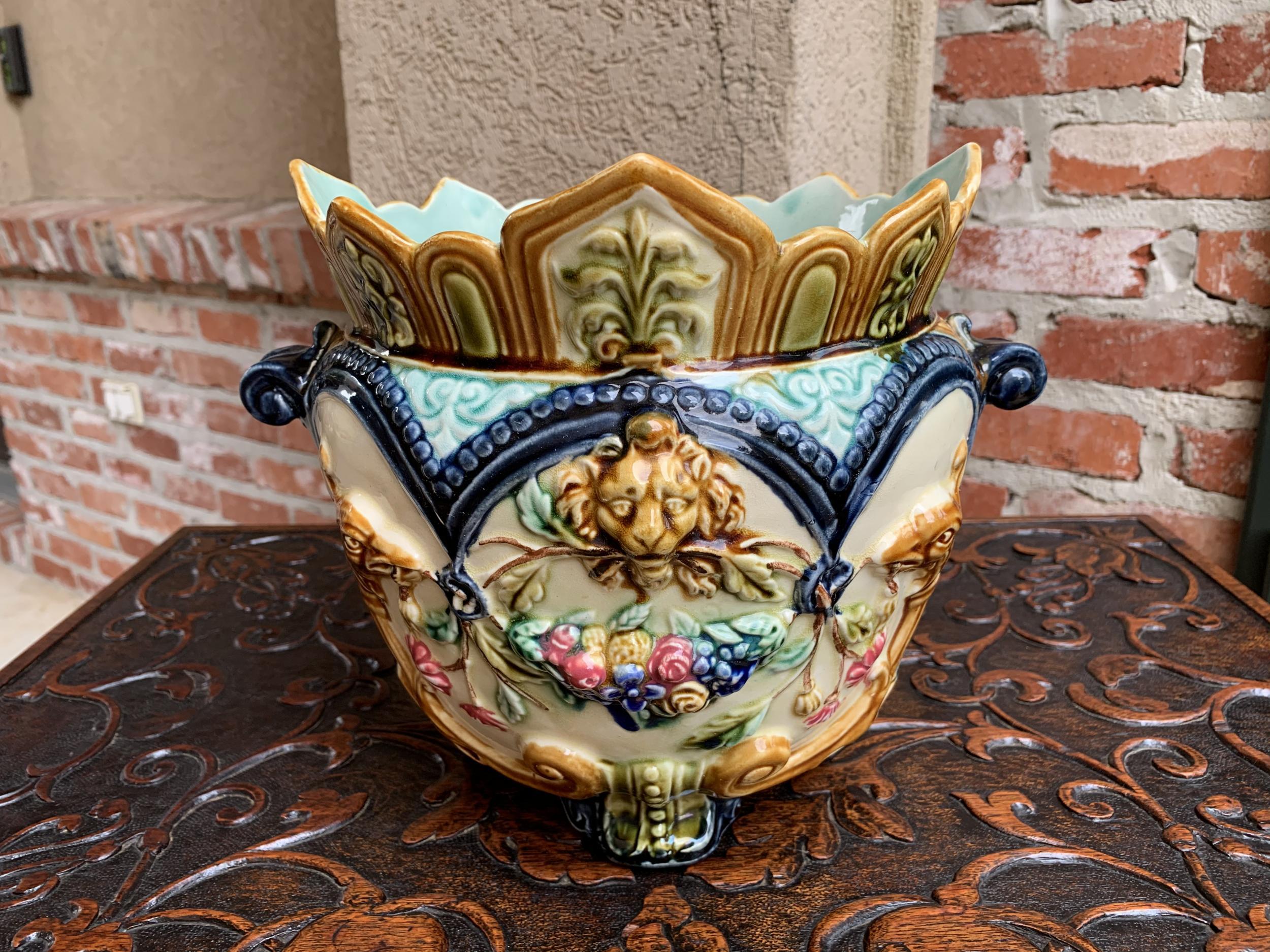 French Provincial 19th century French Majolica Cache Pot Planter Jardinière Lion Onnaing Barbotine