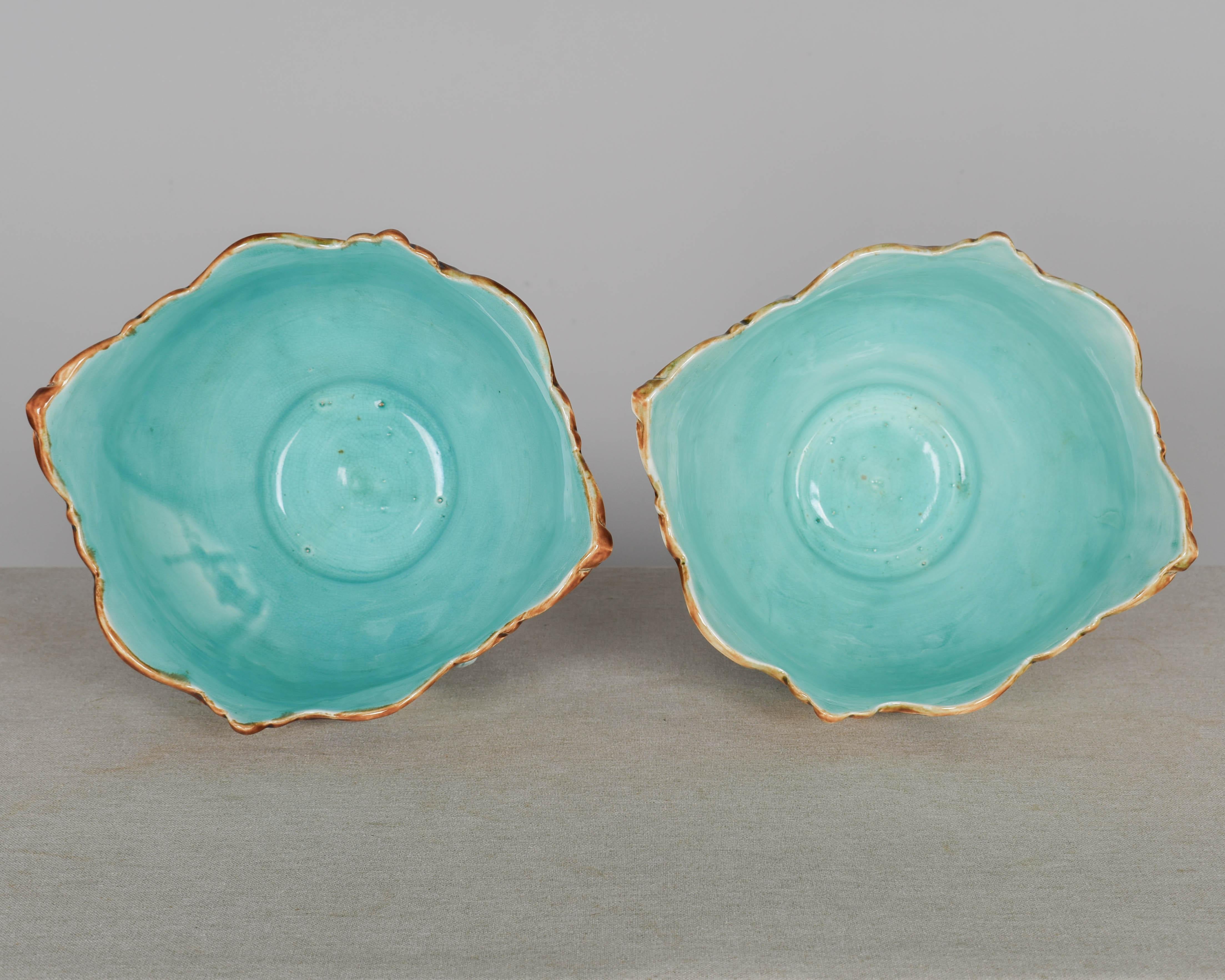Vasi in maiolica francese del XIX secolo, una coppia in vendita 1