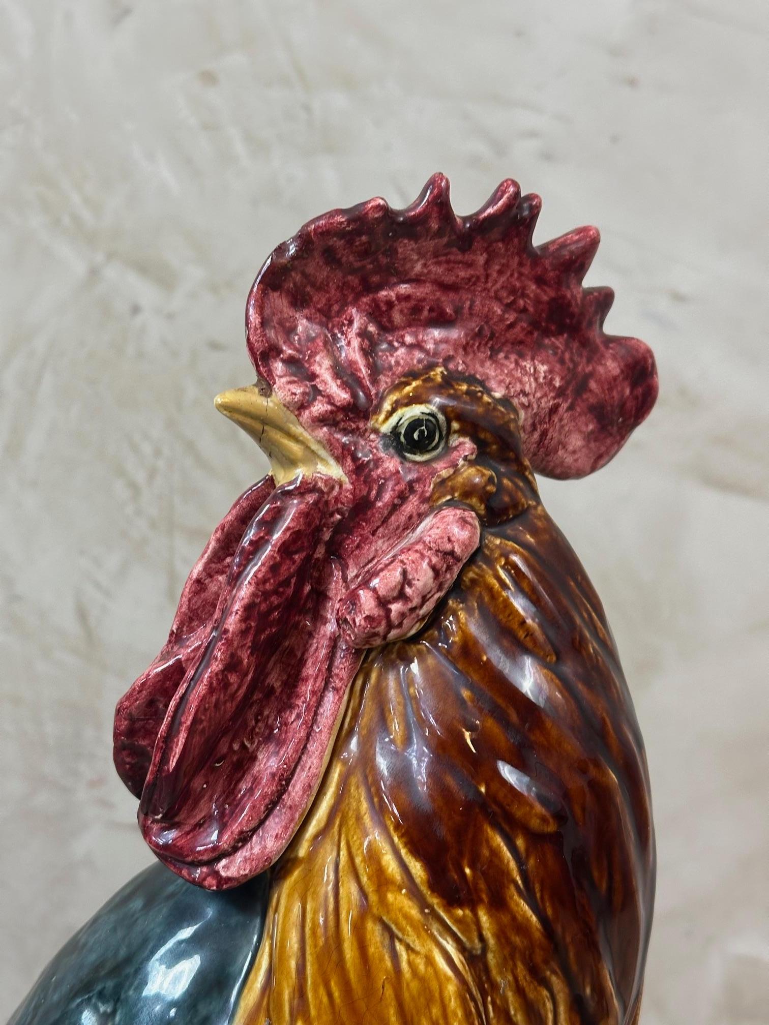 Gallo in maiolica francese del XIX secolo firmato da Paul Comolera, anni '80 del XIX secolo In condizioni buone in vendita a LEGNY, FR