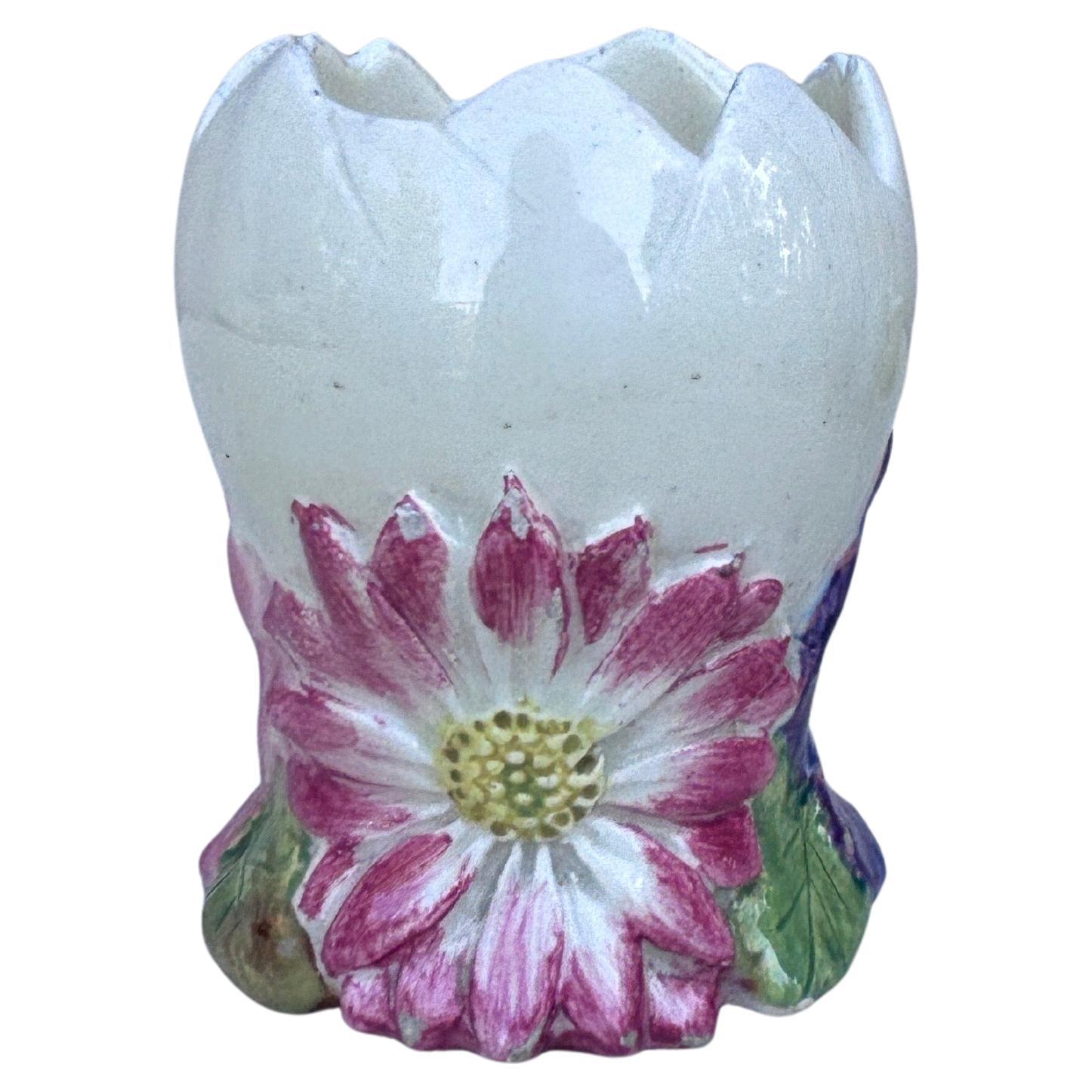 Vase à œufs Delphin Massier du 19ème siècle