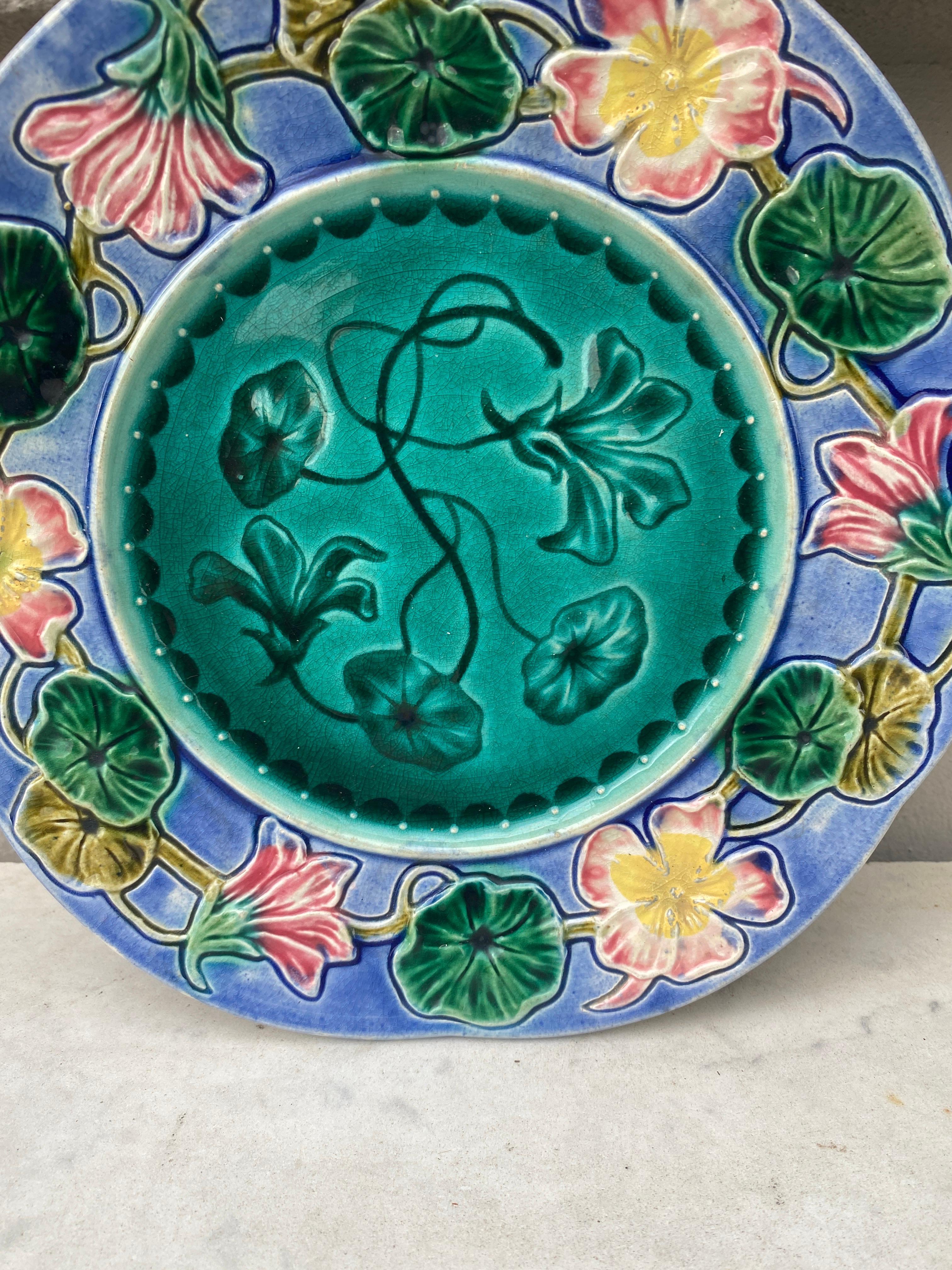 19th Century French Majolica Flowers Plate In Good Condition In Austin, TX