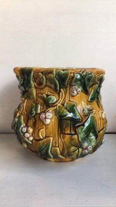 Jardinera francesa de mayólica Longchamp del siglo XIX