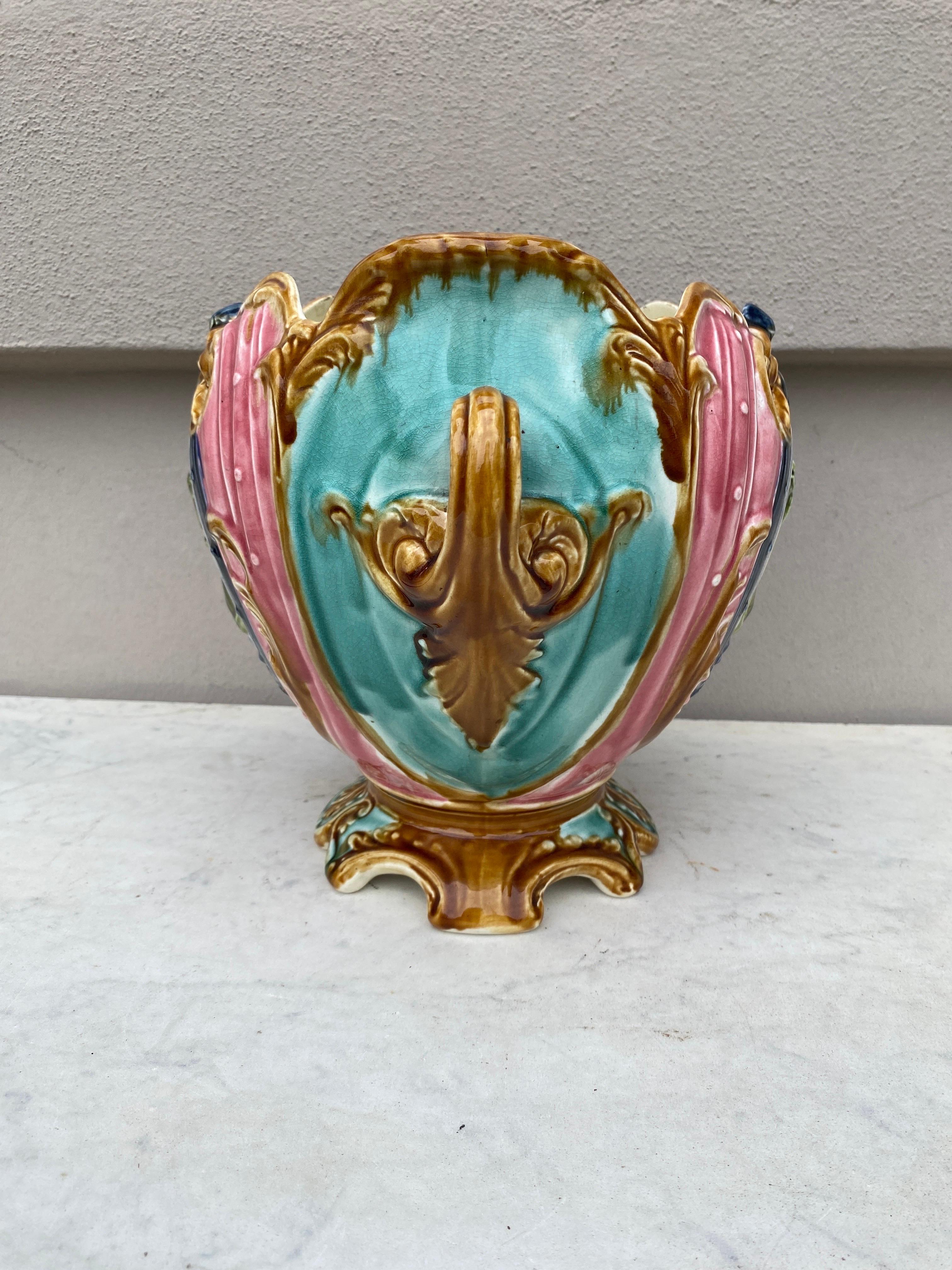 Victorian 19th Century French Majolica jardinière Onnaing