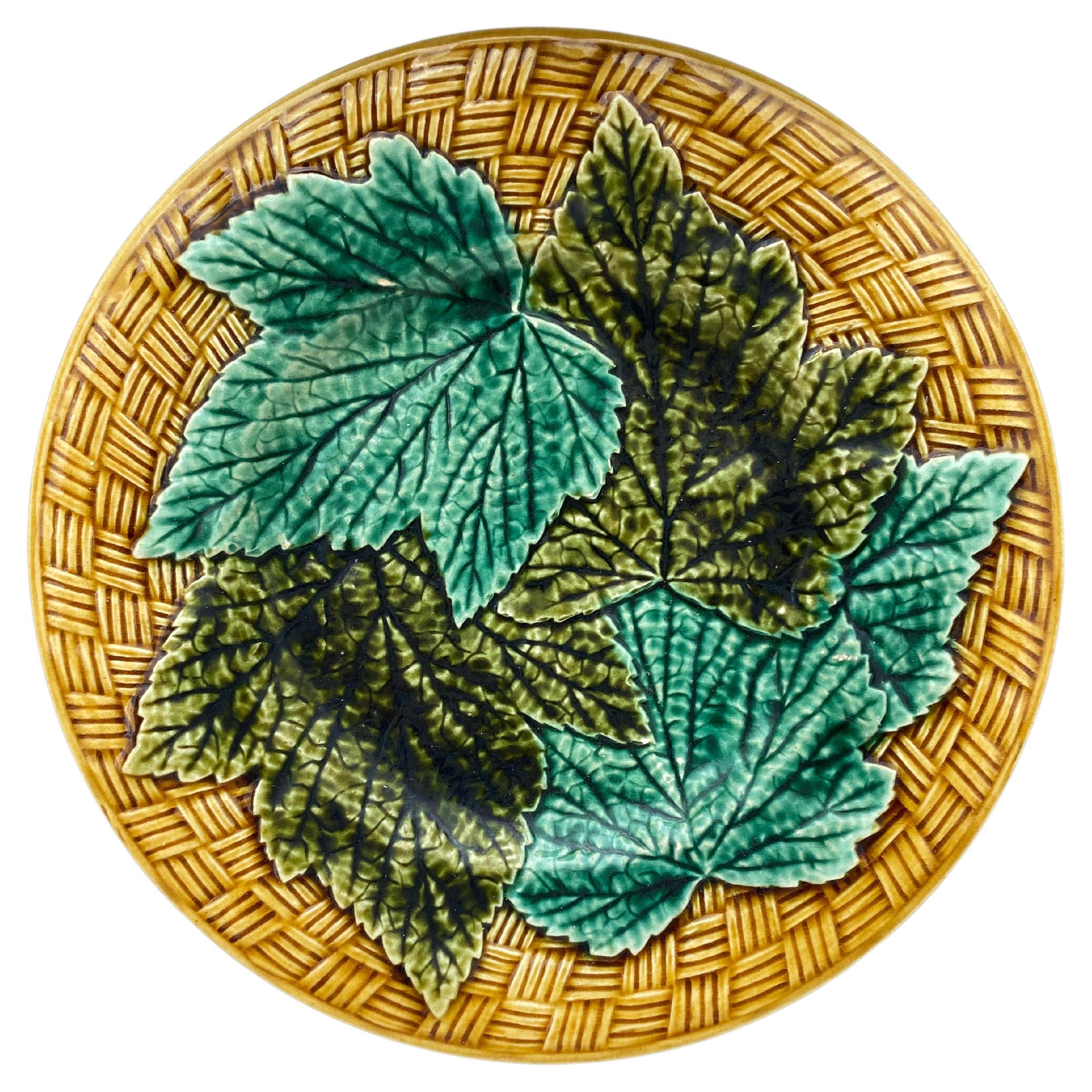 19th Century French Majolica Leaves Plate Sarreguemines