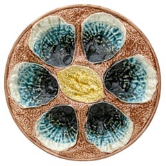 Plato de ostra de mayólica francesa del siglo XIX