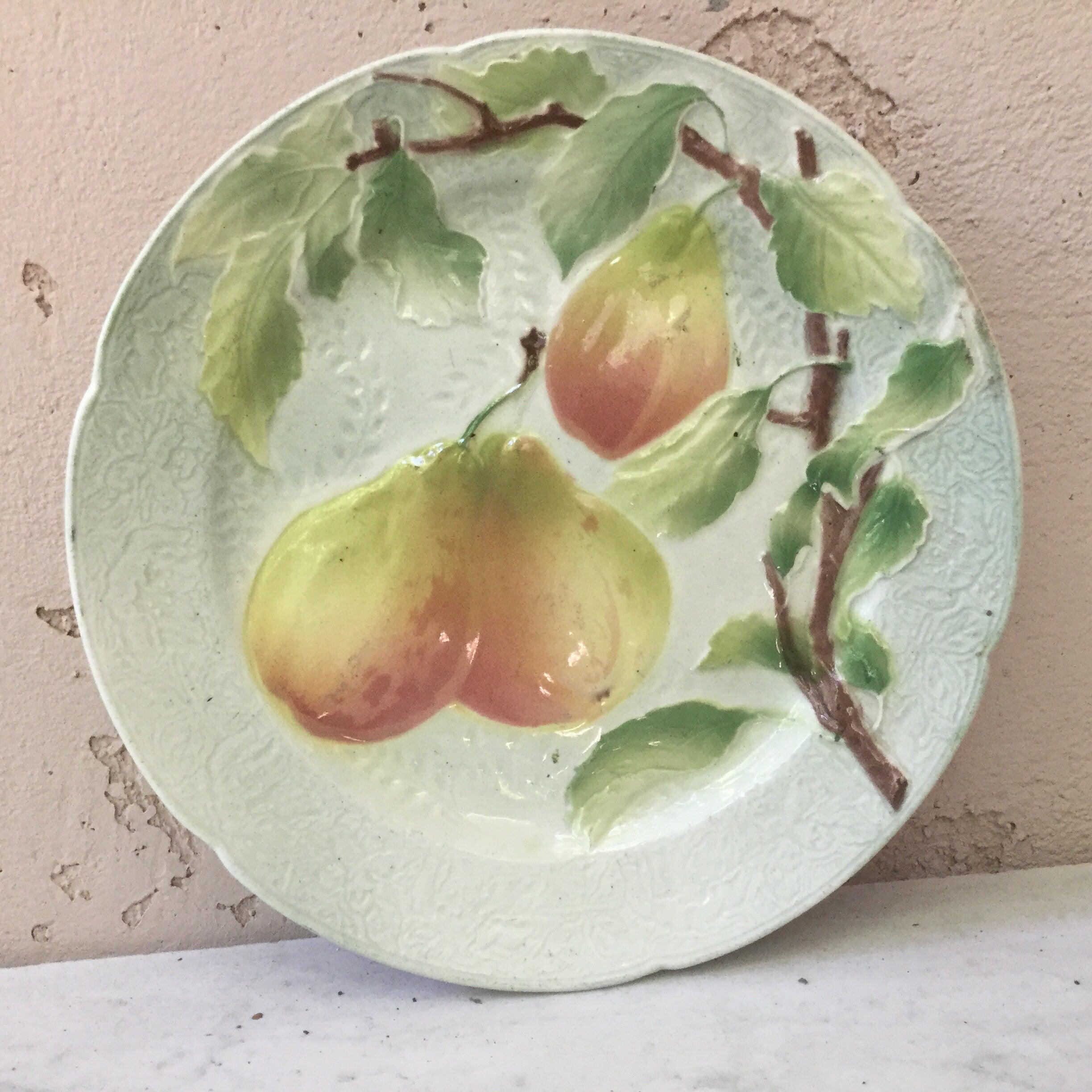 Late 19th Century 19th Century French Majolica Pear Plate For Sale