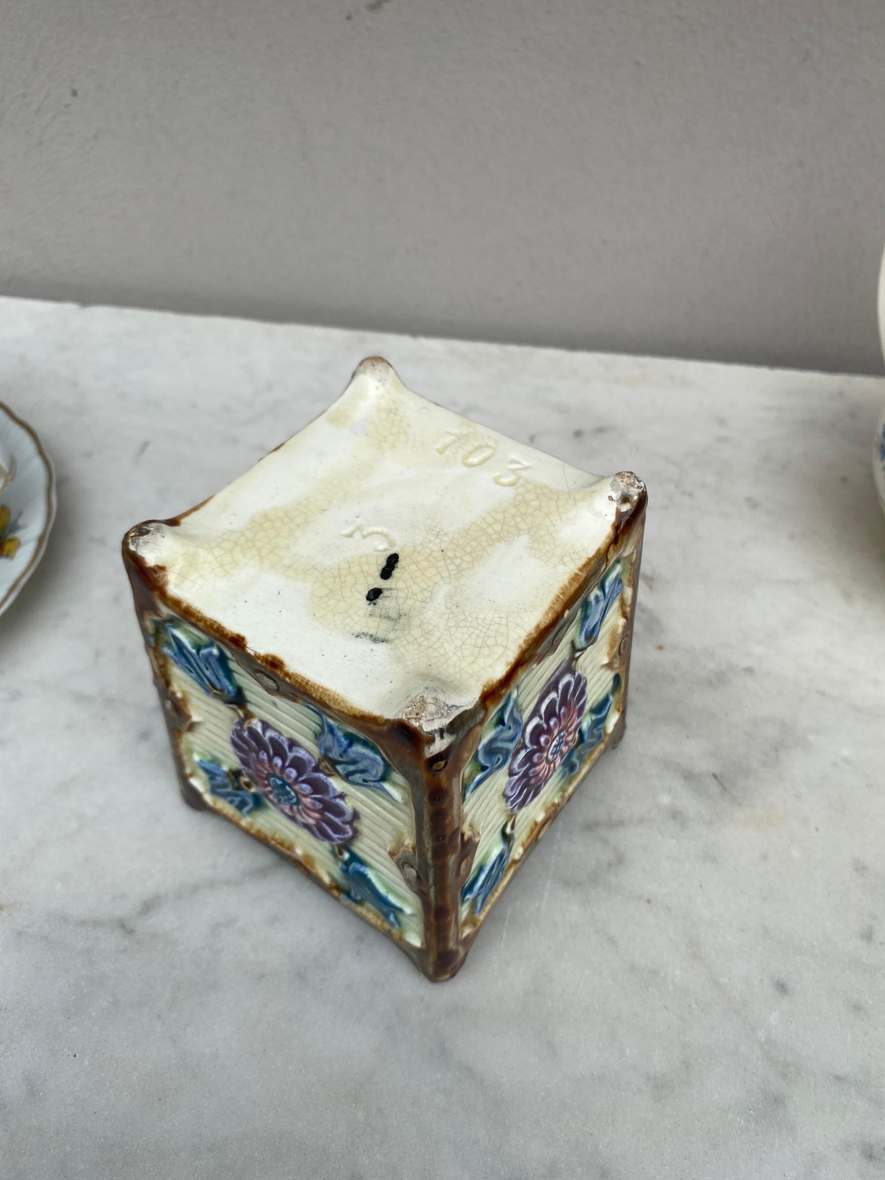 Ceramic 19th Century French Majolica Square Jardiniere Onnaing For Sale