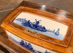 französischer Brotkasten aus Ahorn und Porzellanfliesen aus dem 19. Jahrhundert von Villeroy und Boch