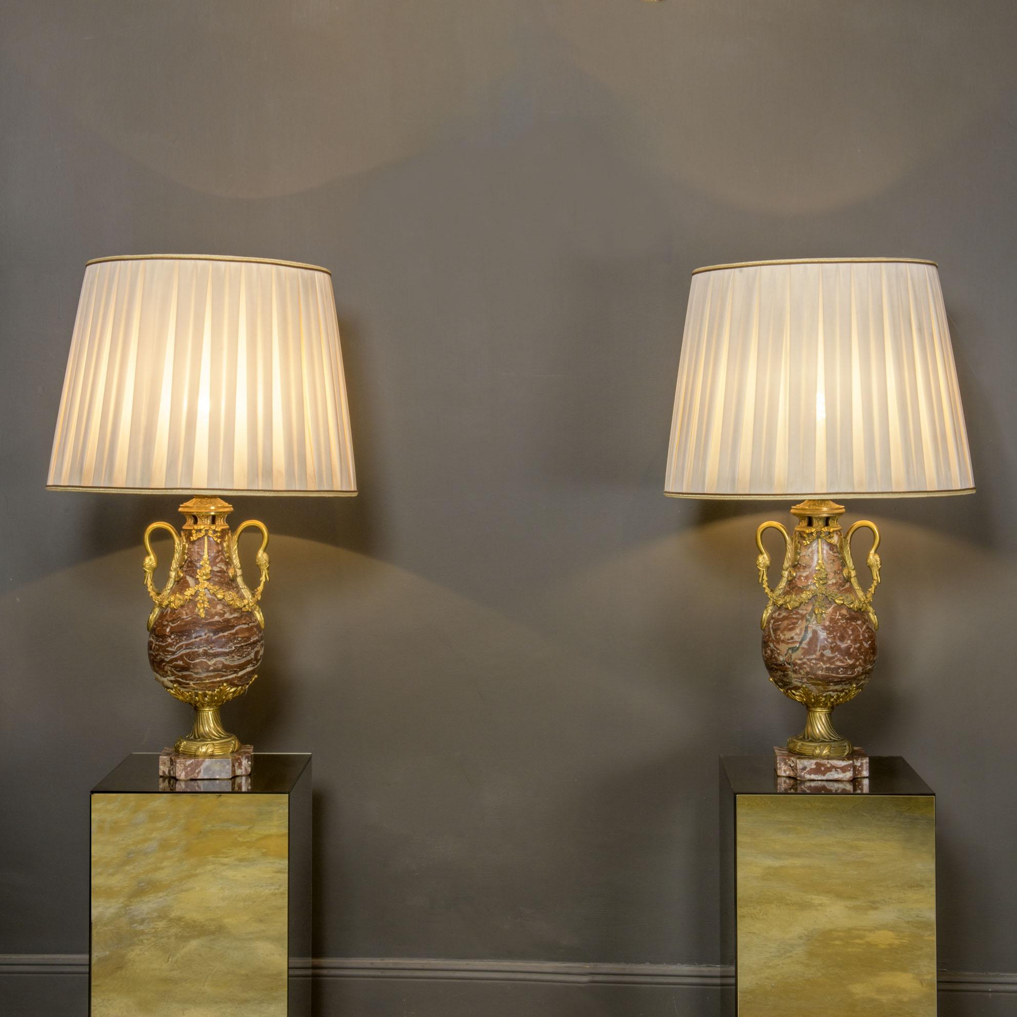 Vases en marbre et bronze du XIXe siècle Bon état - En vente à Roma, IT