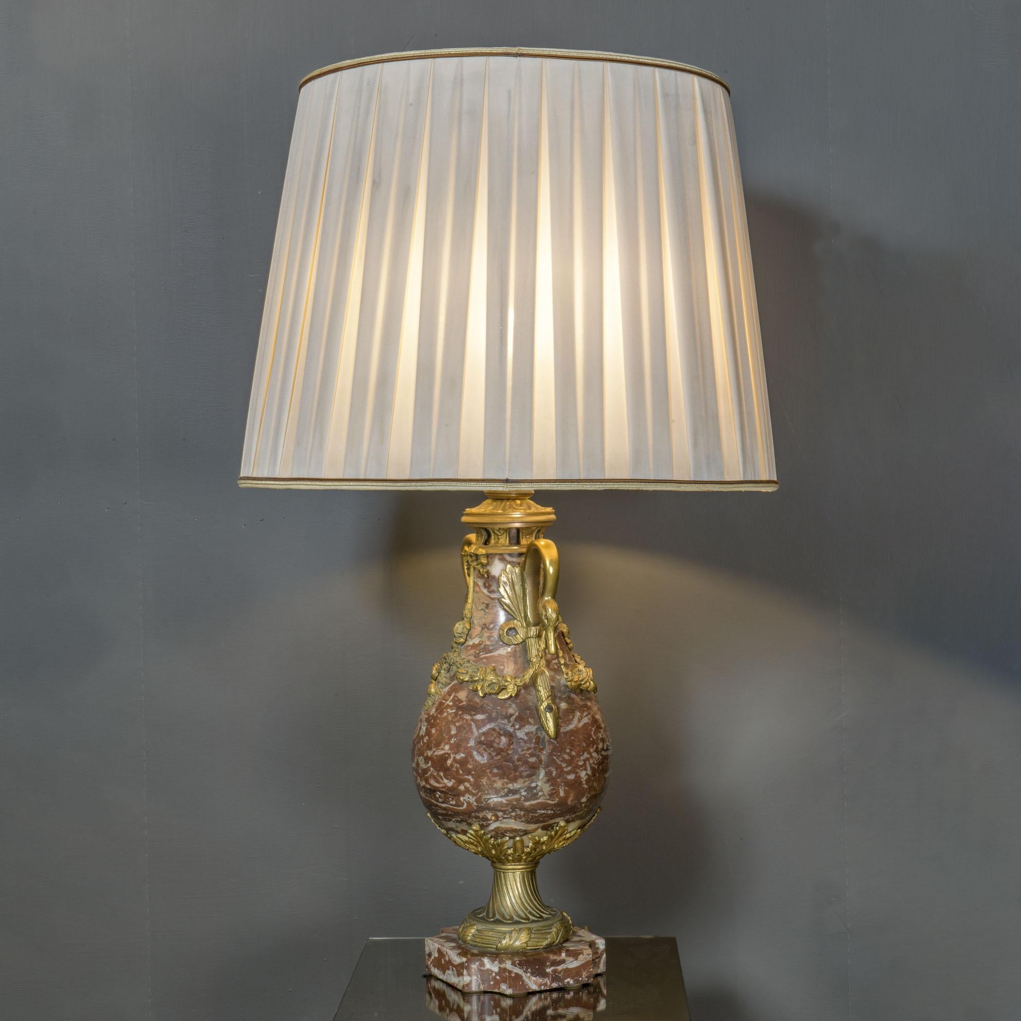 Vases en marbre et bronze du XIXe siècle en vente 1