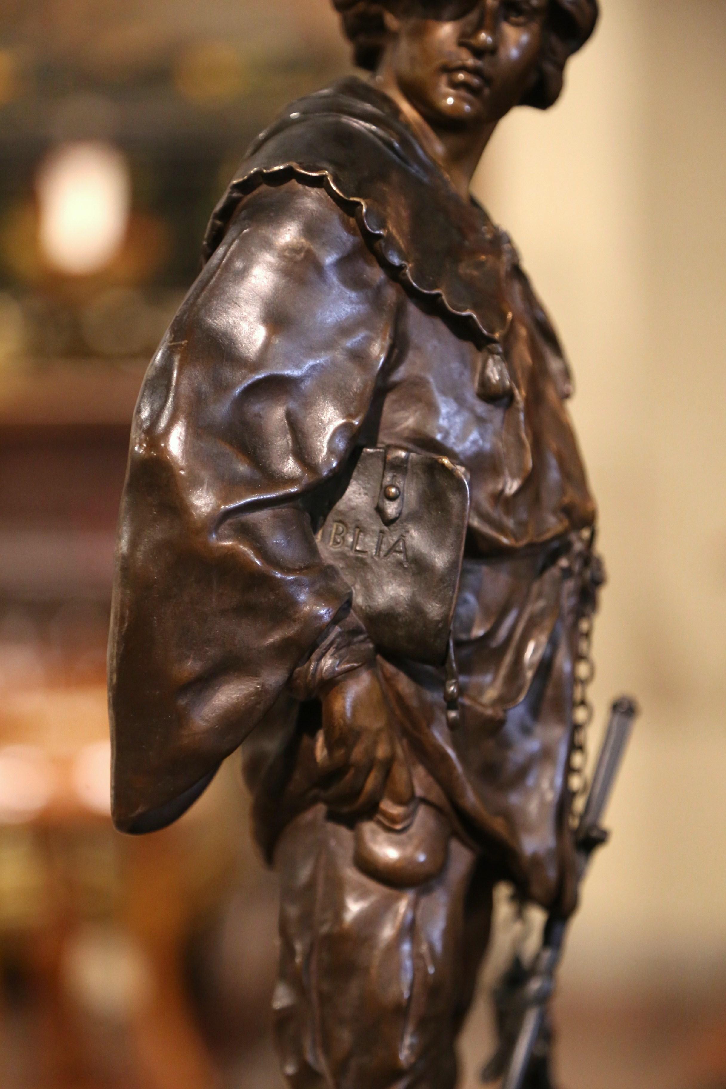 Sculpture en bronze du 19ème siècle « Escholier » signée E. Picault avec base en marbre en vente 2