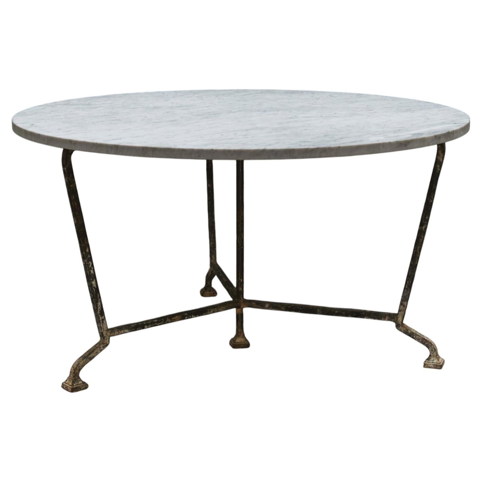 Table en marbre et fer du 19e siècle, 55" rond