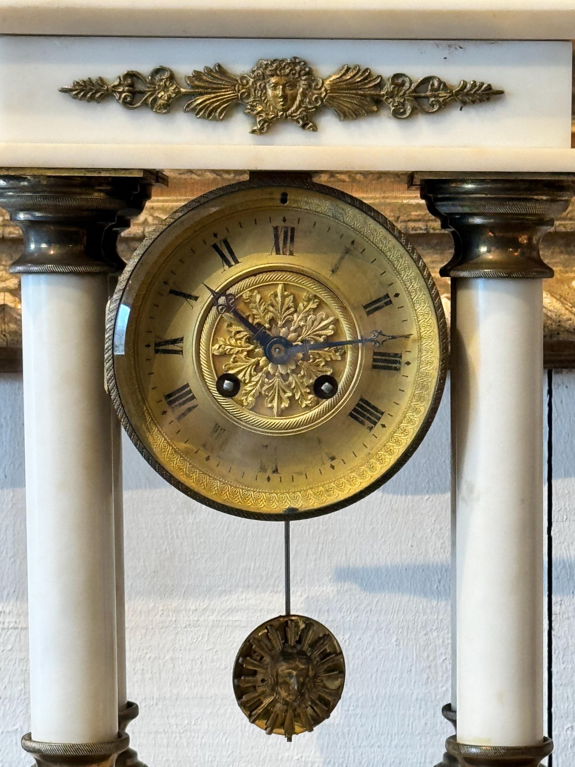19th Century French Marble Mantle Clock For Sale 1