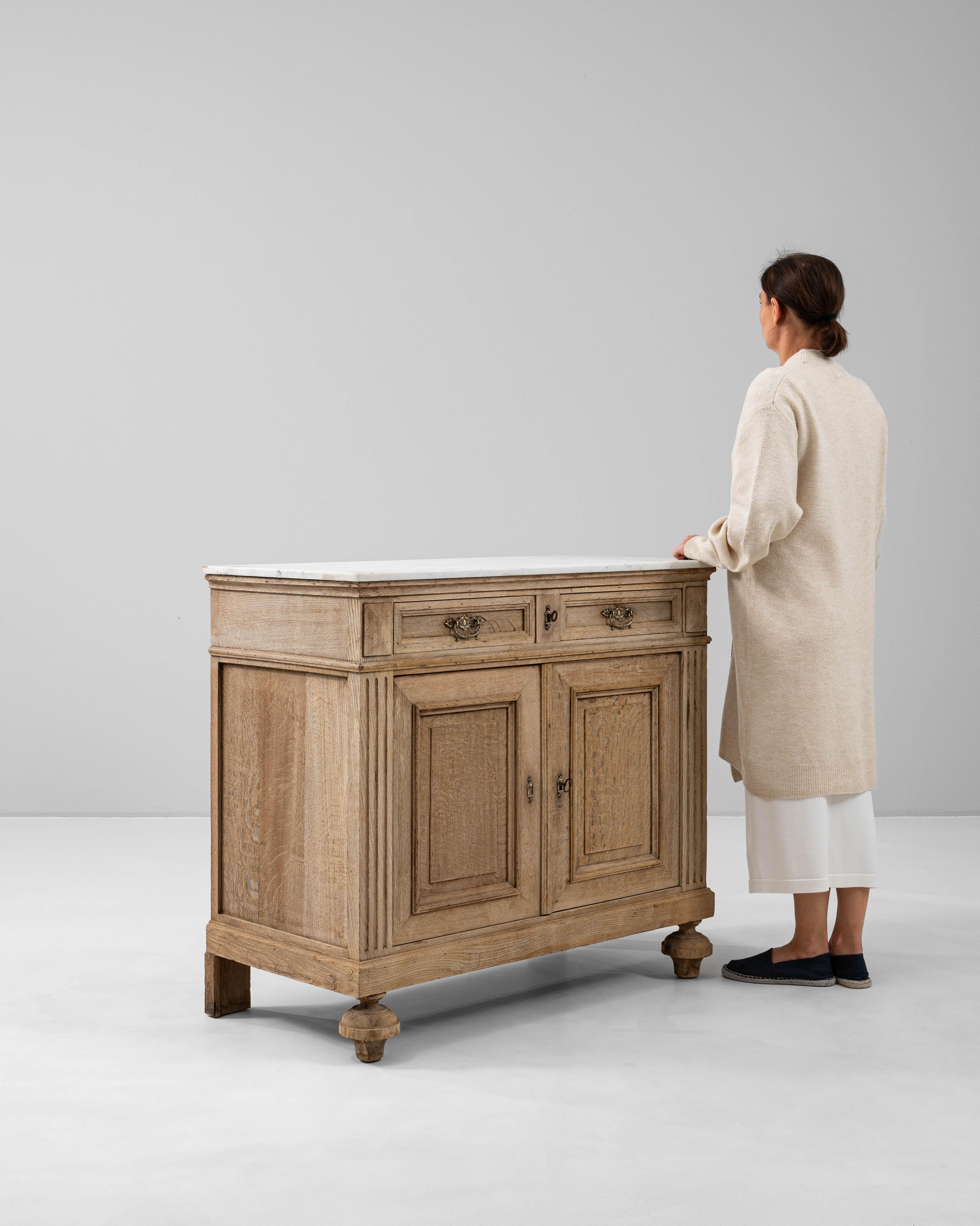 Buffet francese con piano in marmo del XIX secolo in vendita 3