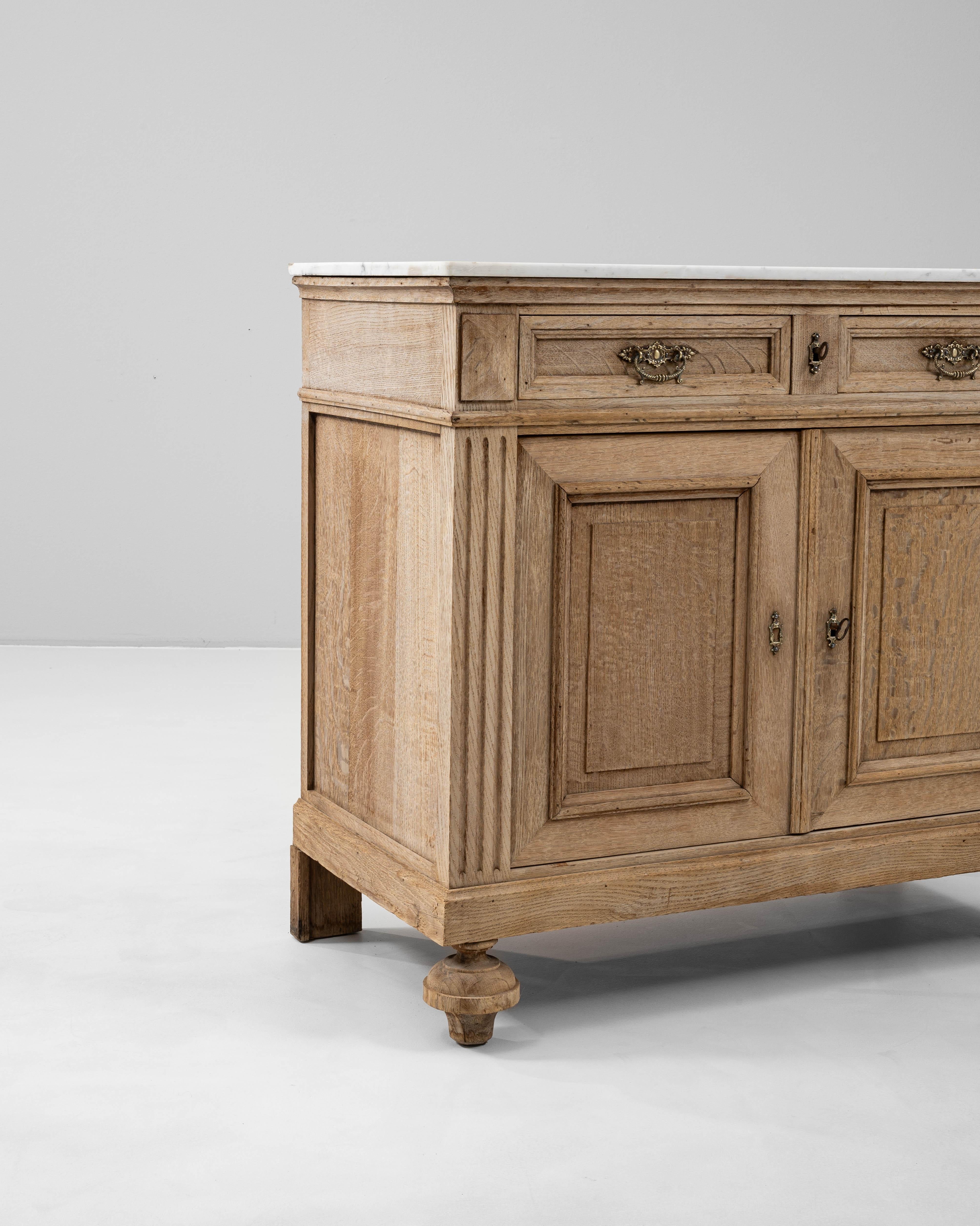 Buffet francese con piano in marmo del XIX secolo in vendita 4