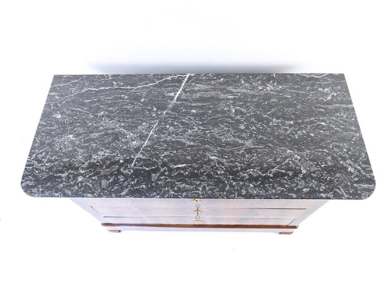 19th Century French Marble-Top Commode For Sale at 1stDibs