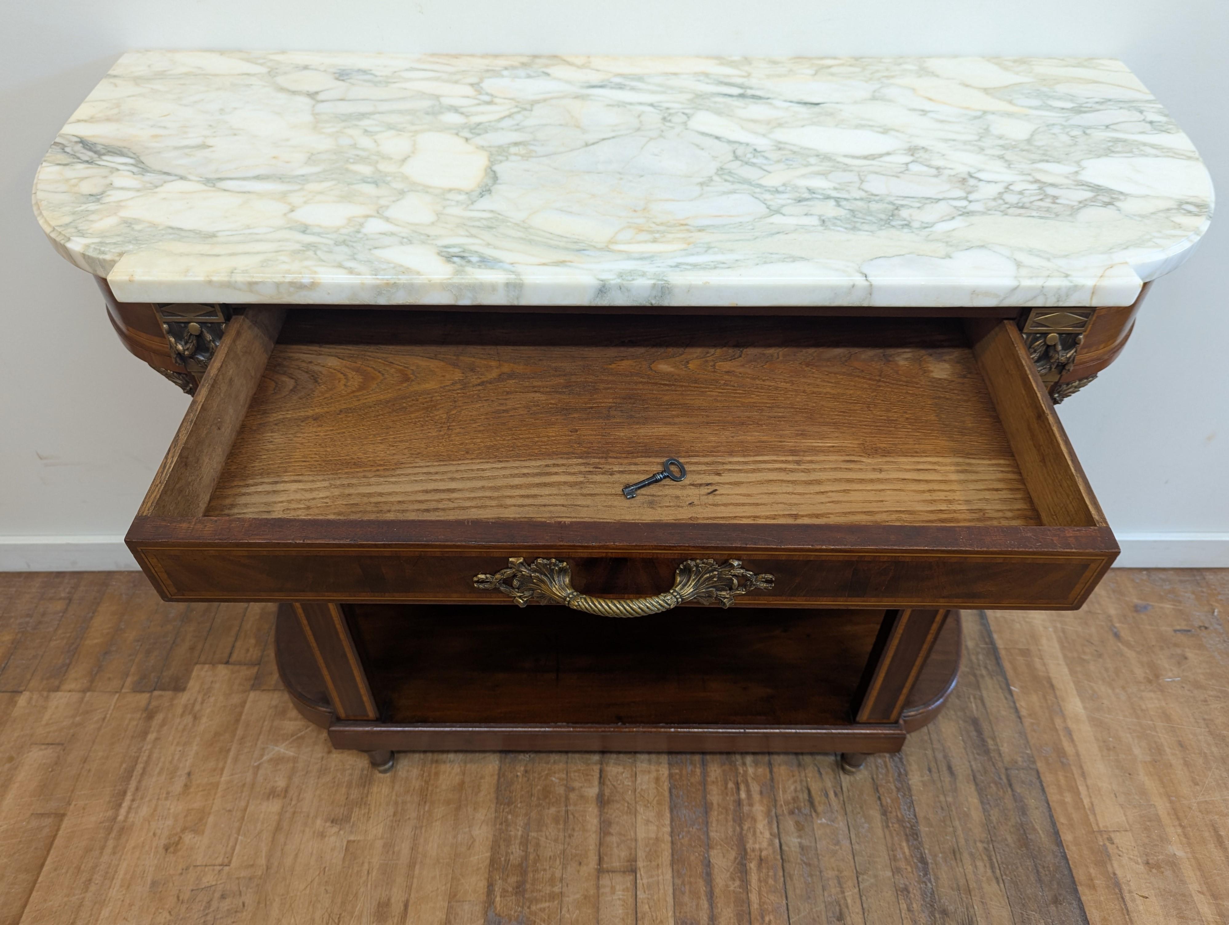 Louis XVI Serveur de crédence à plateau de marbre français du XIXe siècle A. Hugnet en vente