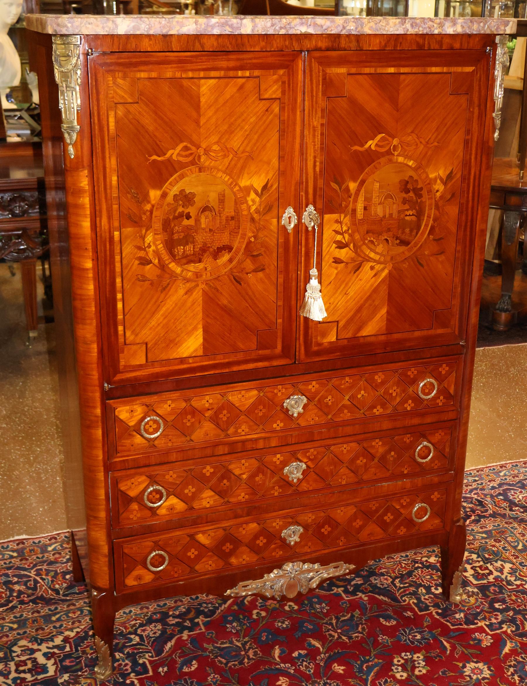 Commode à plateau en marqueterie de marbre du 19ème siècle par Henri Picard en vente 1