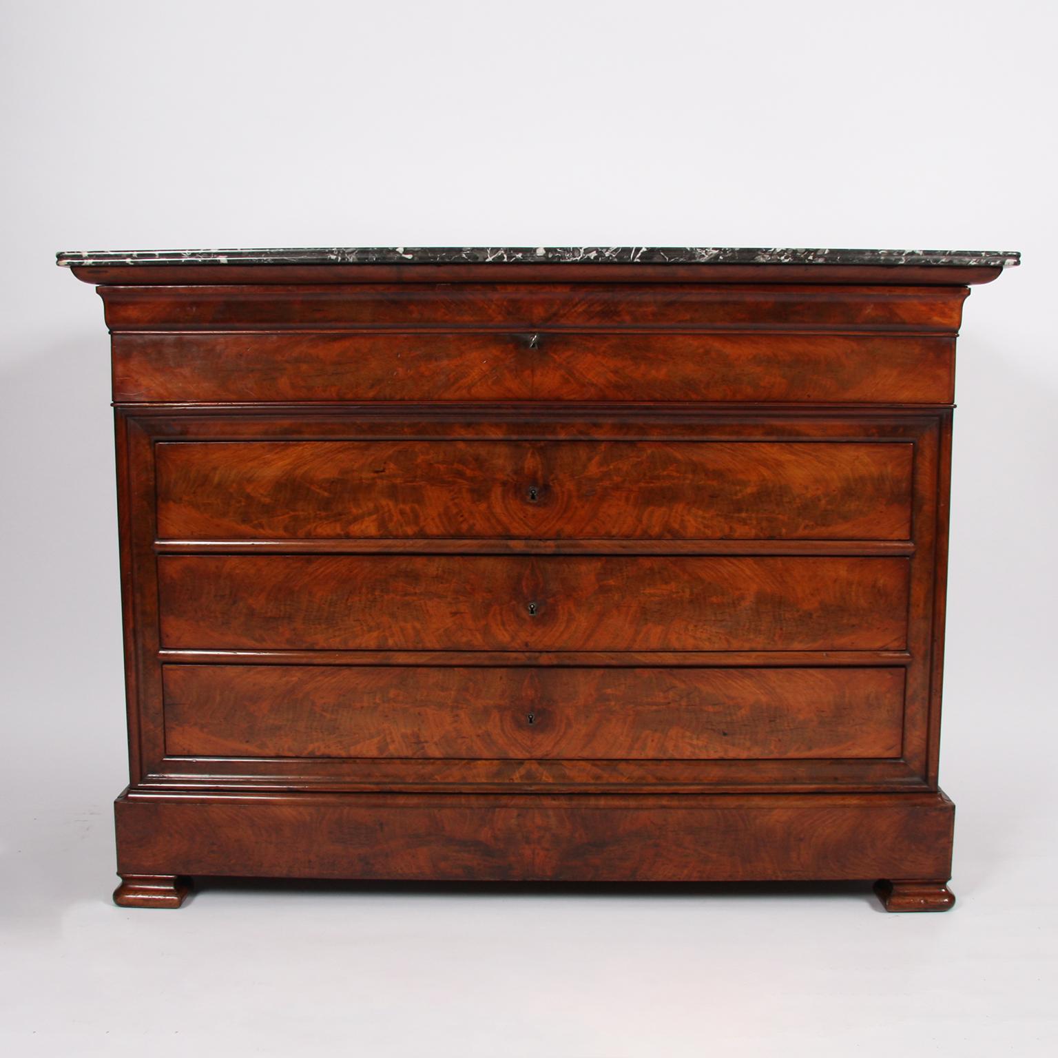 French, 19th century

An elegant, marble top, secretaire chest. 

With three drawers, a fold down desk with leather writing surface and a hidden drawer. 

Key present. 

In excellent condition.