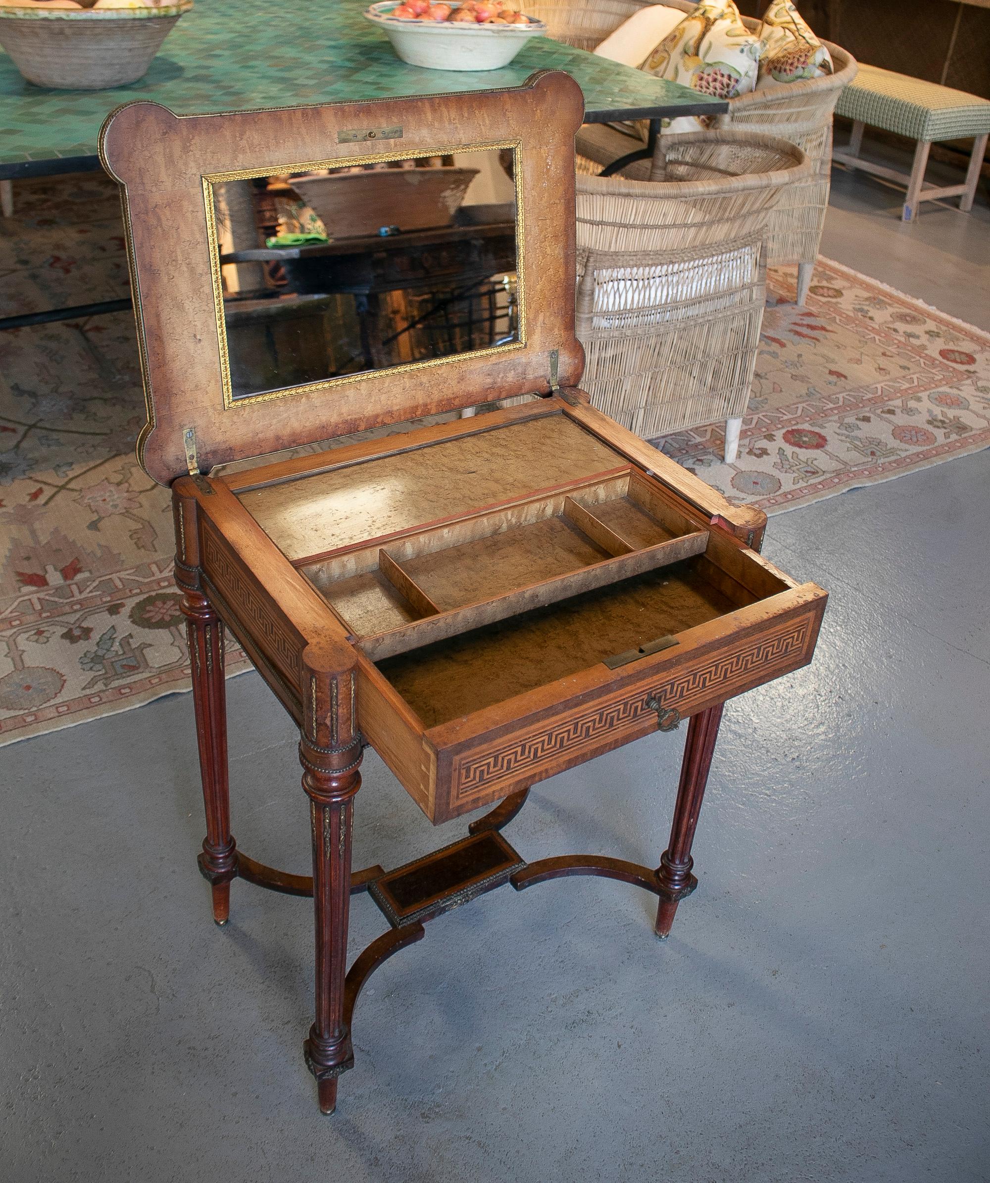 19th Century French Marquetry & Bronze Dressing Table For Sale 2