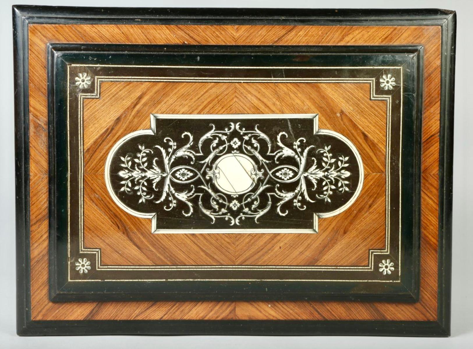 19th Century French Marquetry Inlaid and Ebonized Wood Box For Sale 4