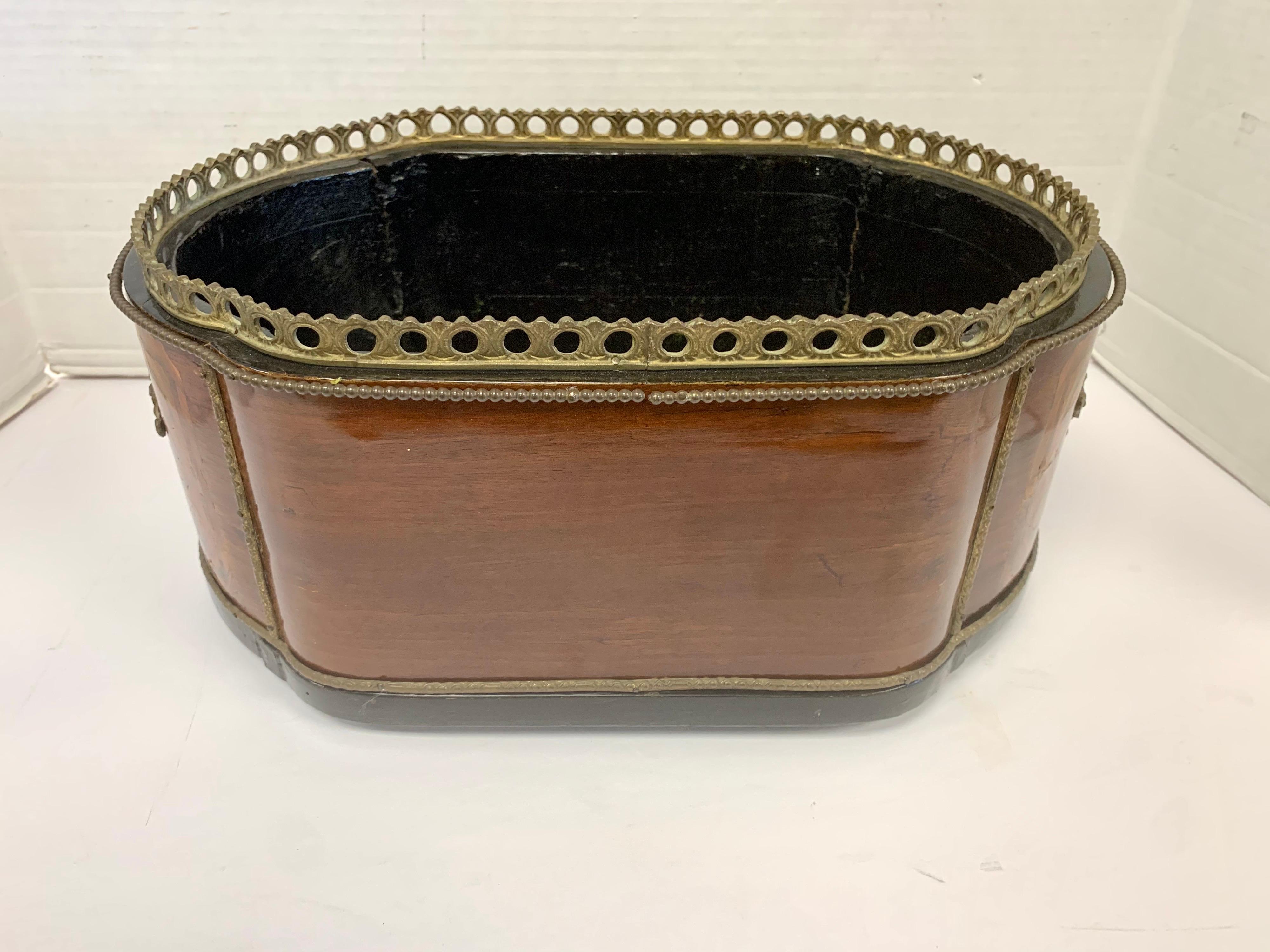 19th Century French Marquetry Jardiniere Box with Bronze Ormolu Mounts In Good Condition In West Hartford, CT