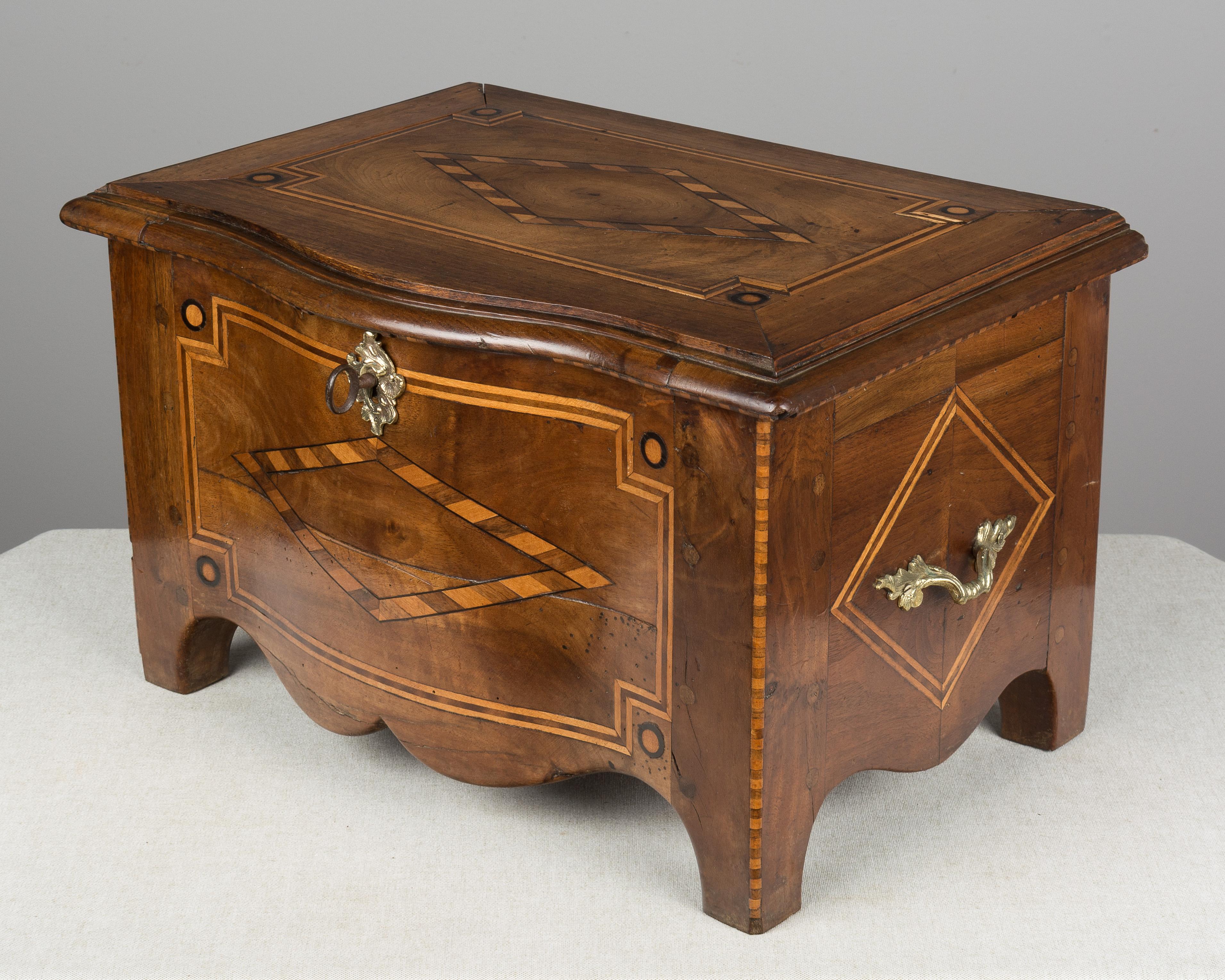 19th Century French  Miniature  Coffer Marquetry For Sale 3