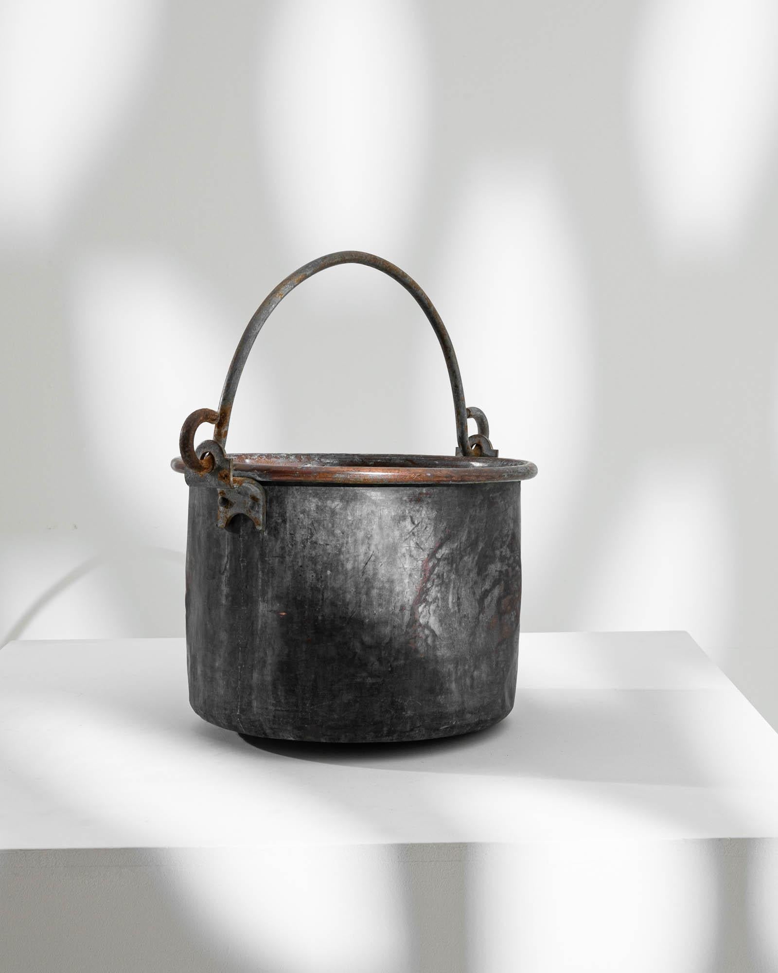 19th Century French Metal Bucket For Sale 2