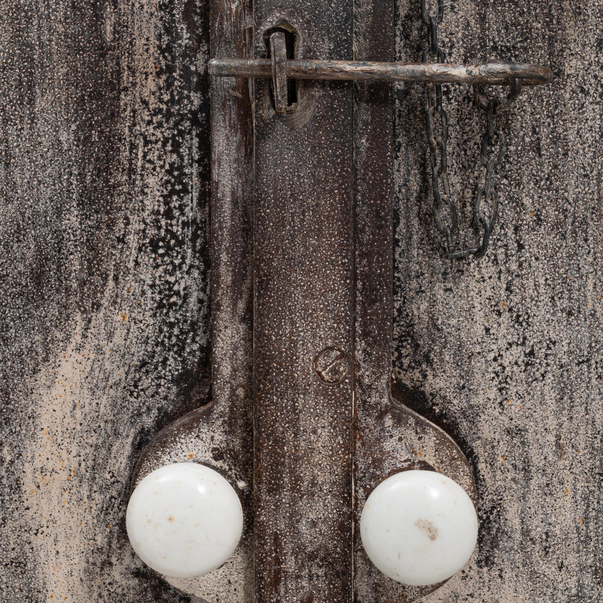 Buffet francese in metallo del XIX secolo in vendita 8