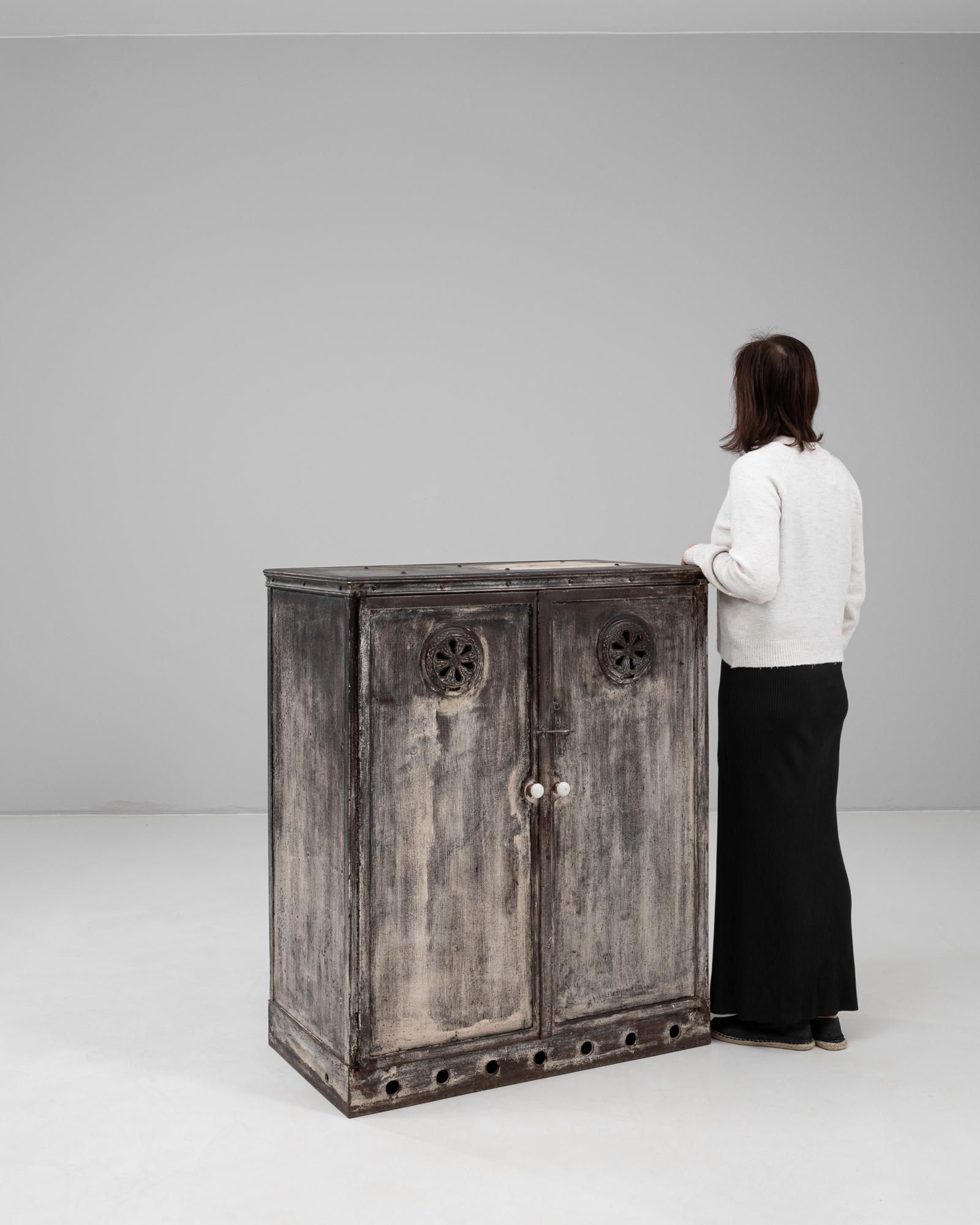 Buffet francese in metallo del XIX secolo in vendita 1