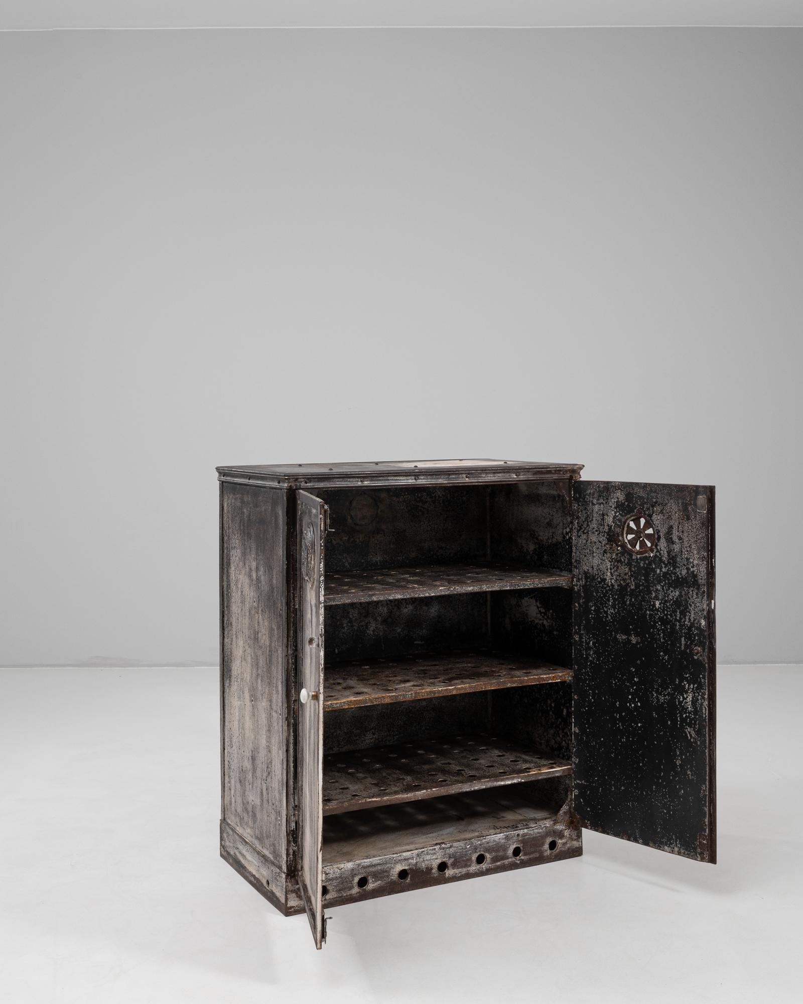 Buffet francese in metallo del XIX secolo in vendita 2