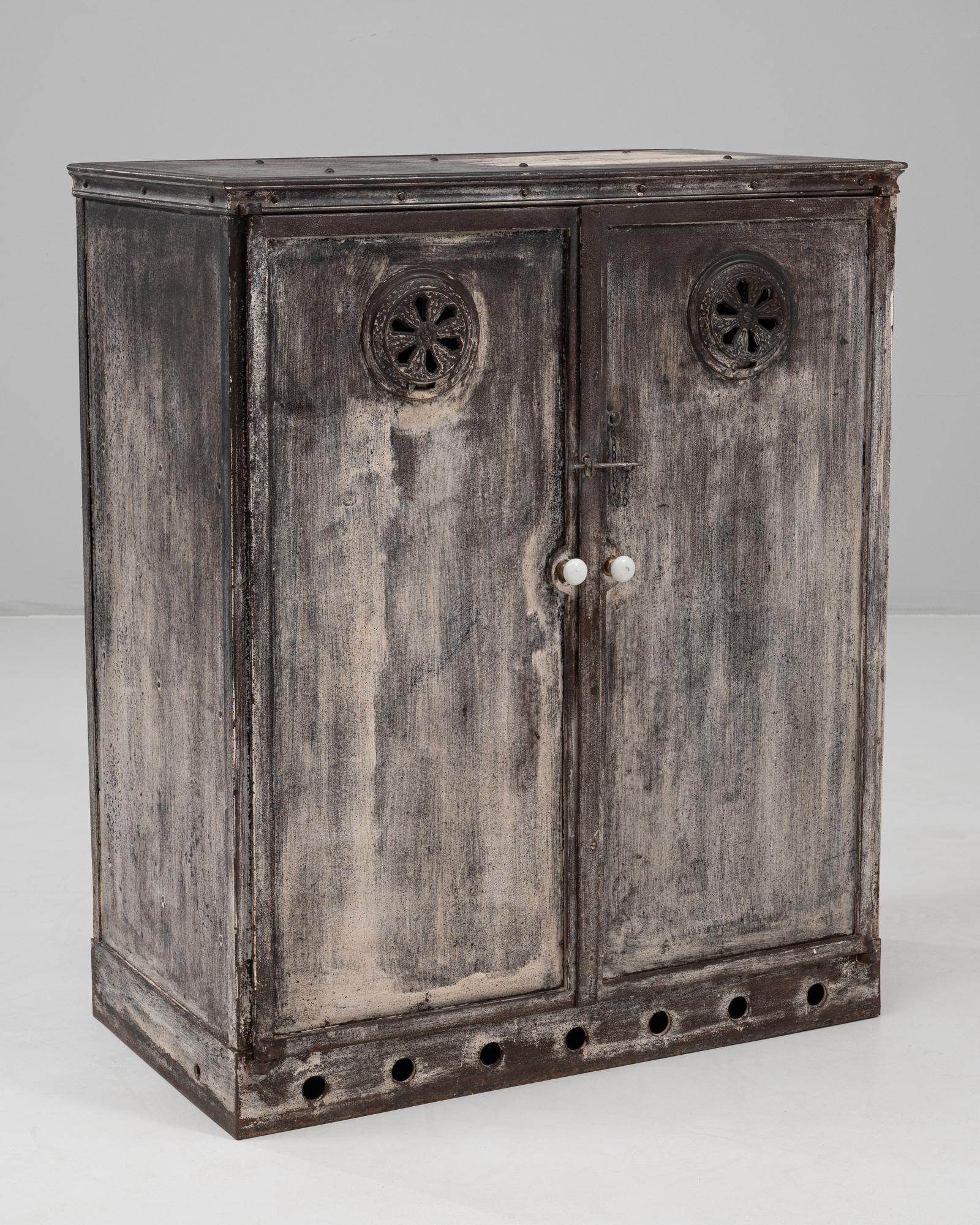 Buffet francese in metallo del XIX secolo in vendita 3