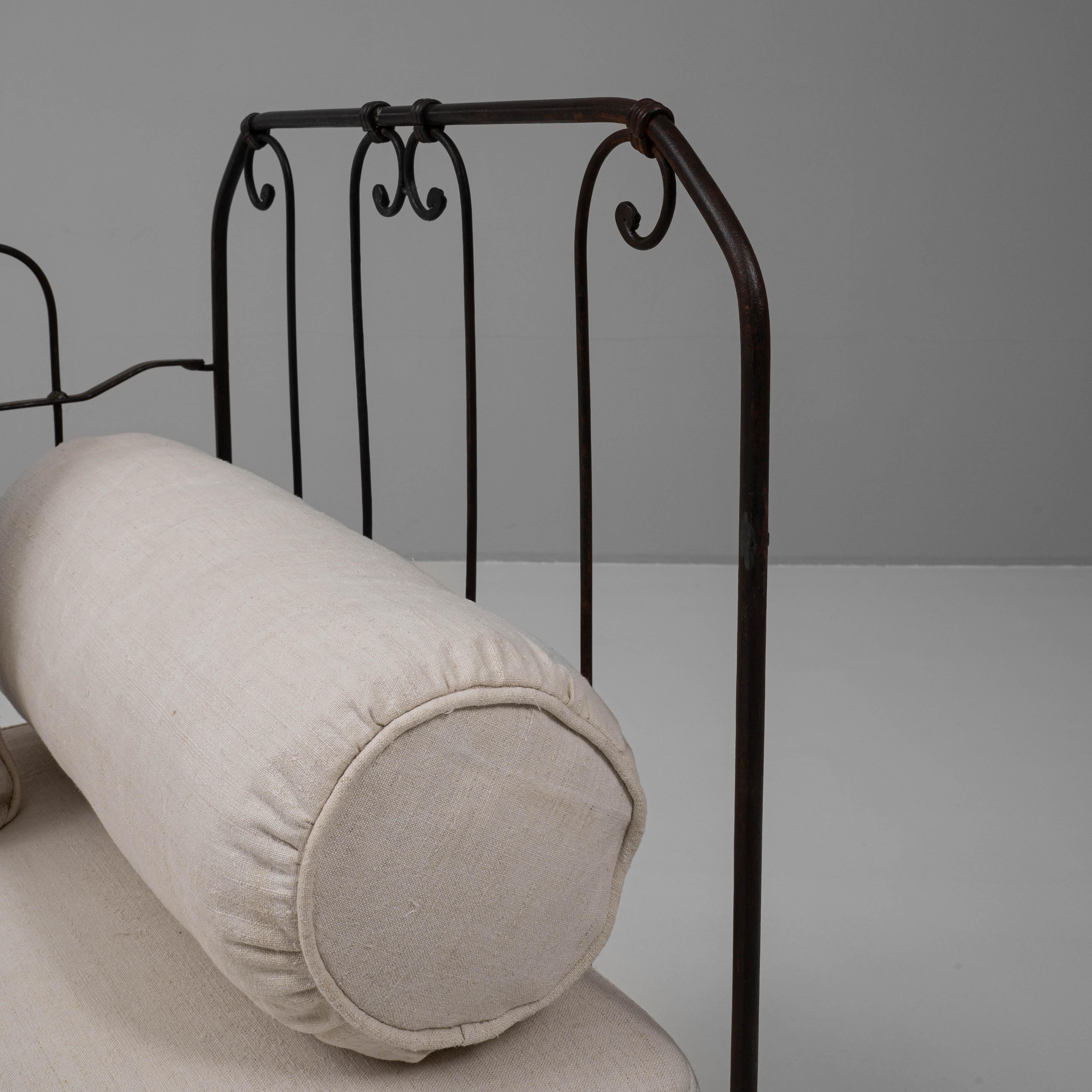 19th Century French Metal & Upholstered Daybed On Wheels For Sale 6