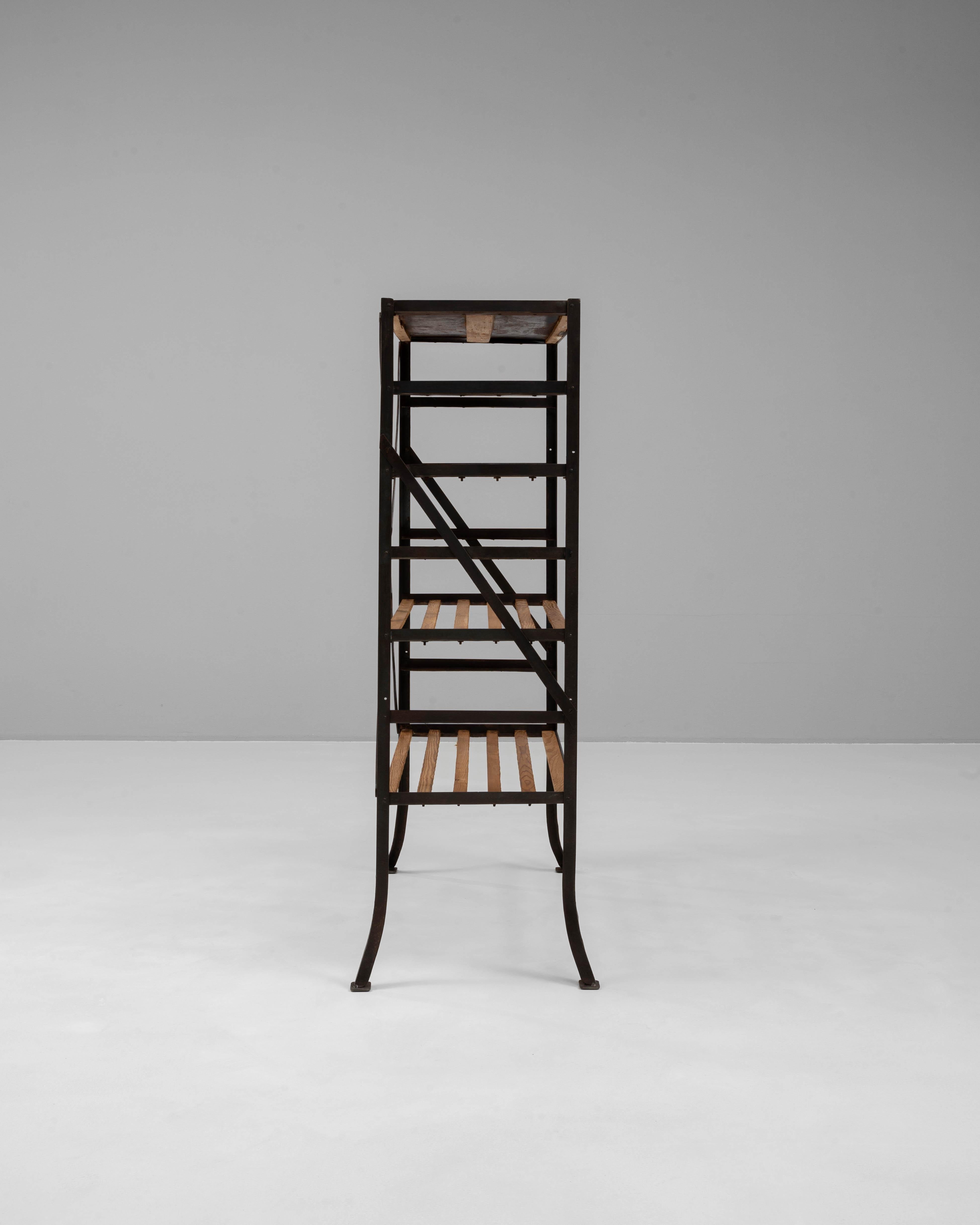 Scaffale francese in metallo e legno del XIX secolo in vendita 5