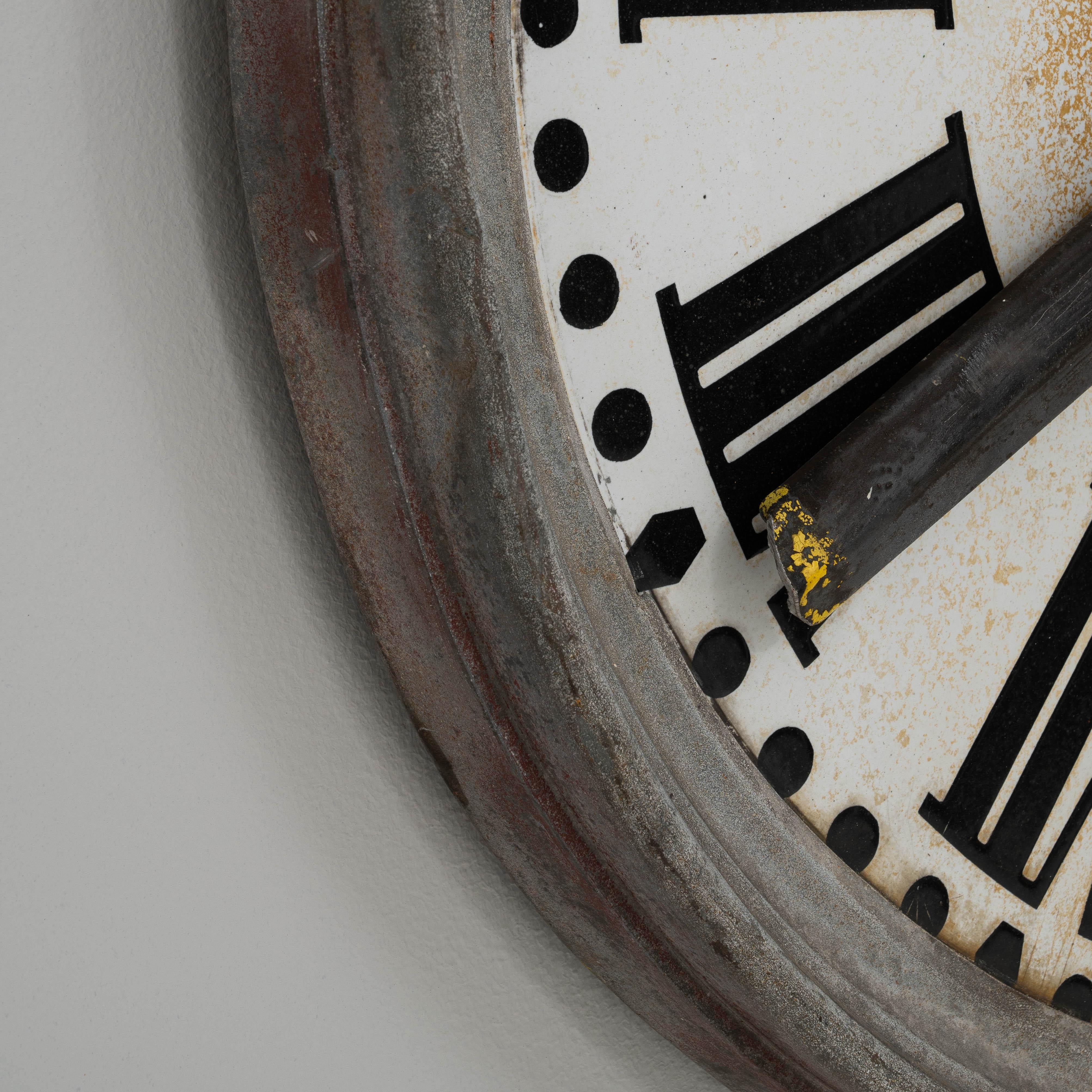19th Century French Metal & Wooden Wall Clock im Angebot 5