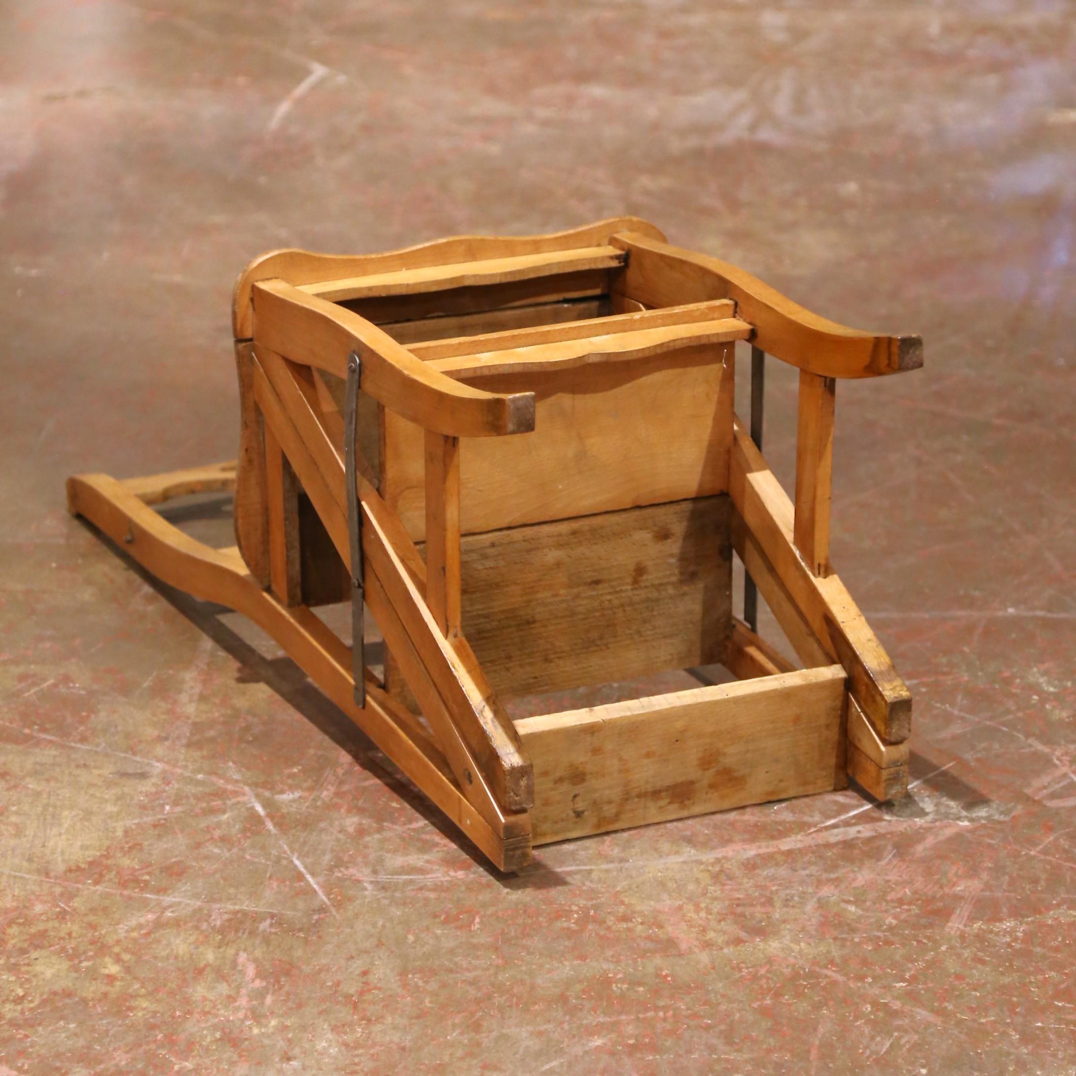 19th Century French Metamorphic Beech Ladder Chair with Four Steps For Sale 8