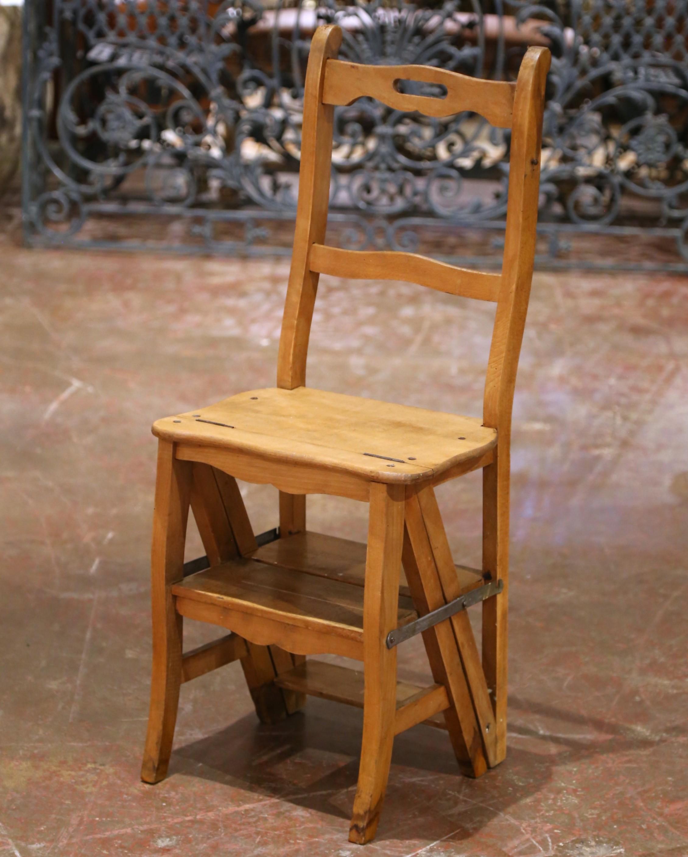 19th Century French Metamorphic Beech Ladder Chair with Four Steps For Sale 1