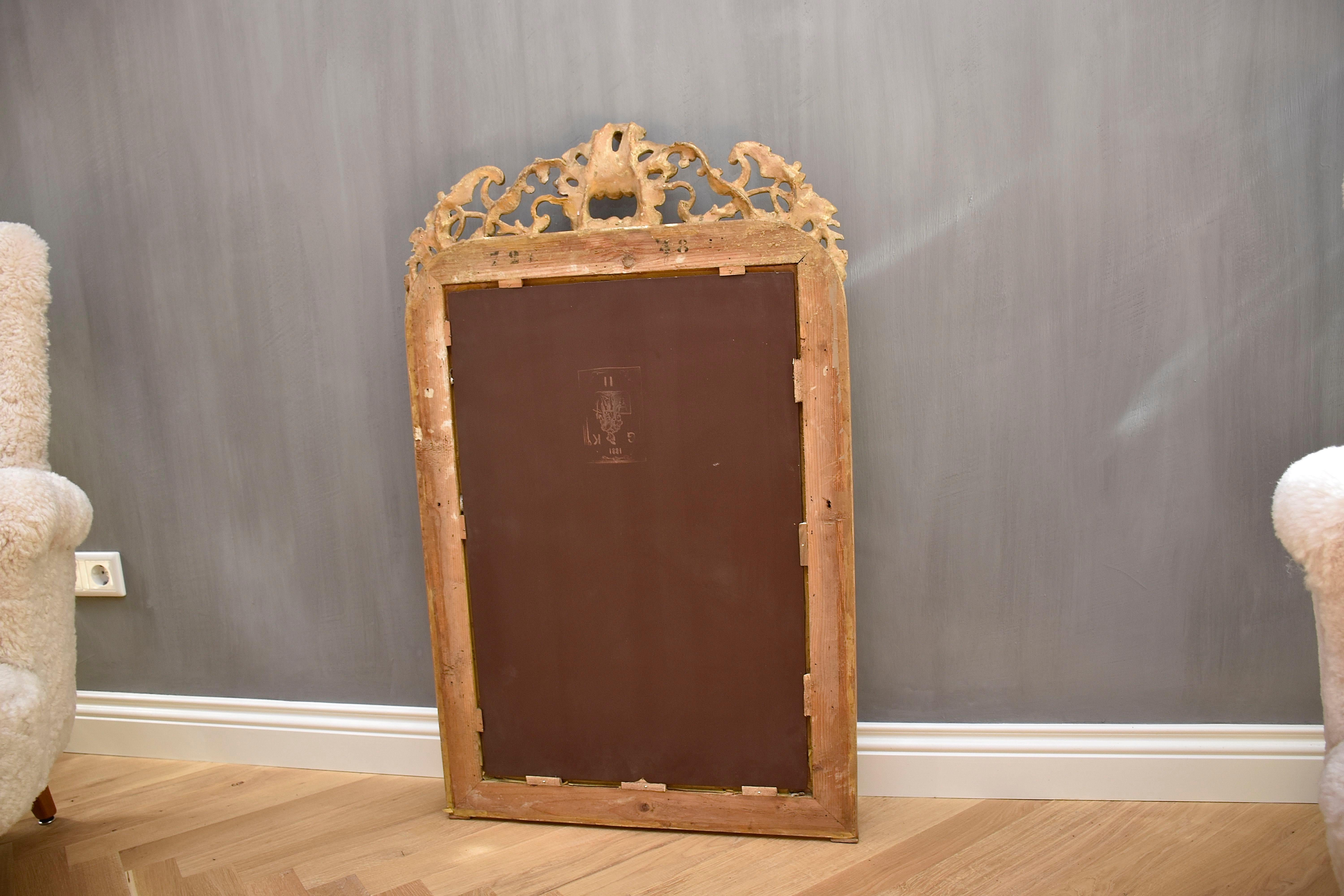 19th century French mirror Louis-Philippe with a crest For Sale 6