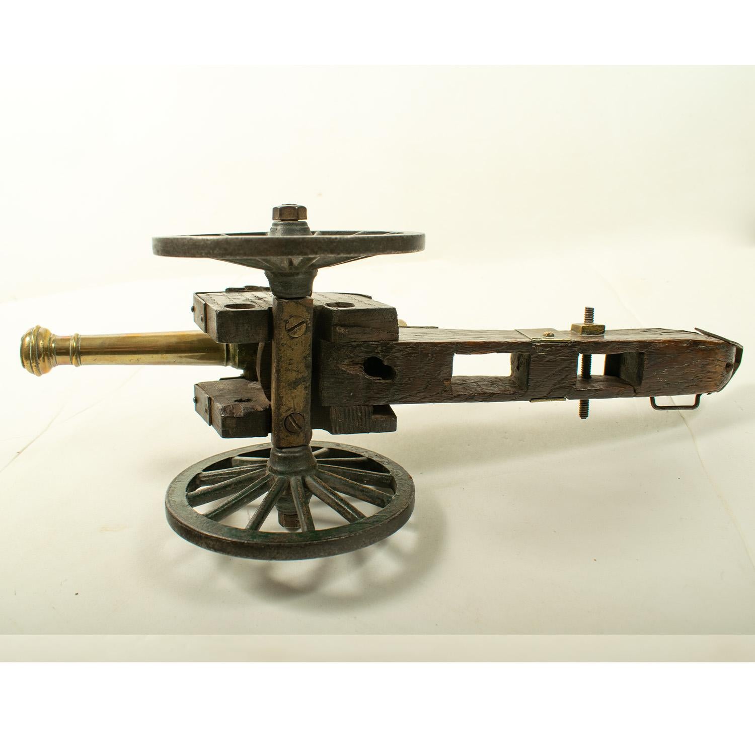 Modèle FIELD / CANON FRANÇAIS du 19ème siècle en vente 6