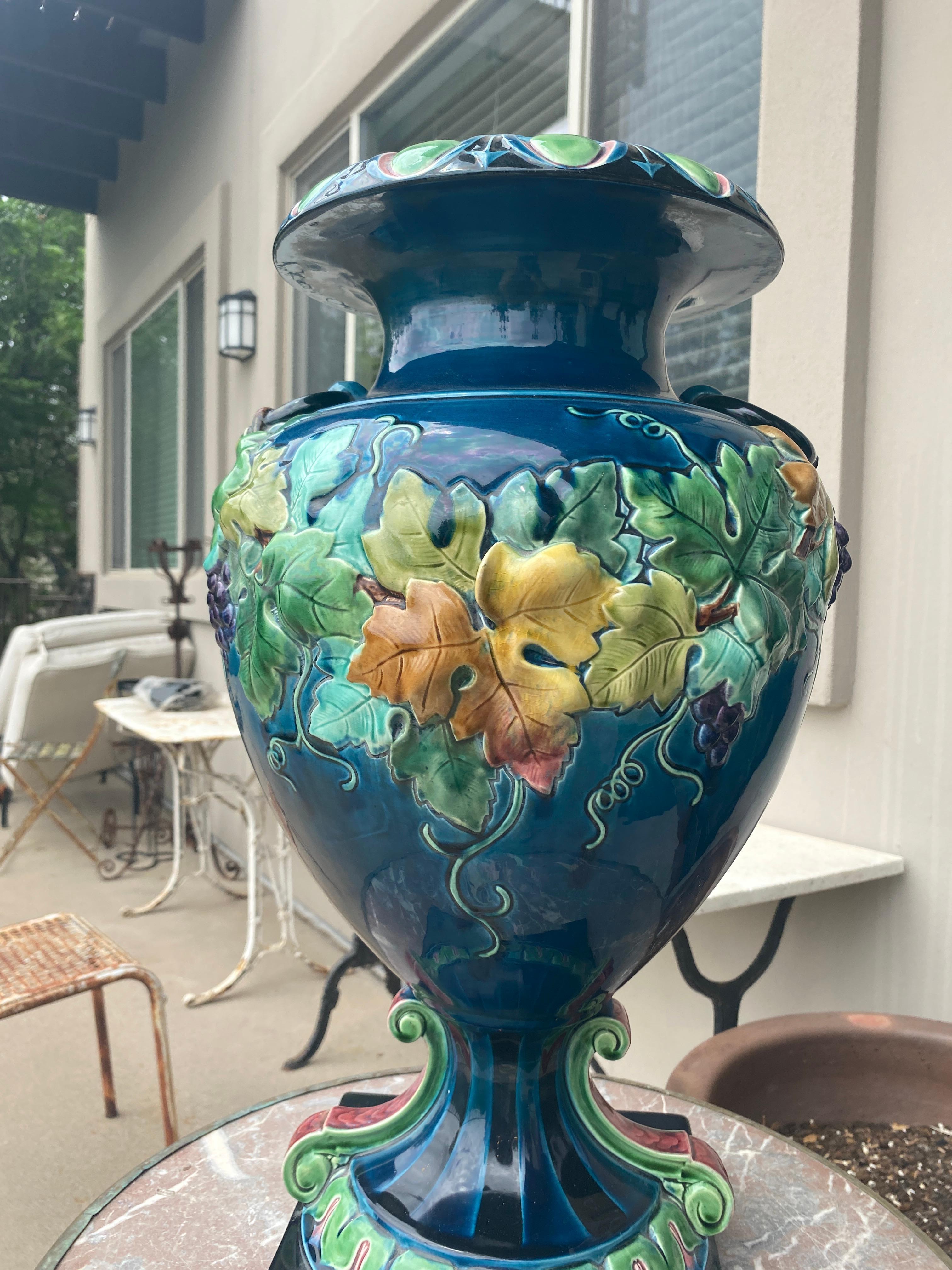 19th Century French Monumental Renaissance Style Majolica Grapes Blue Vase For Sale 6