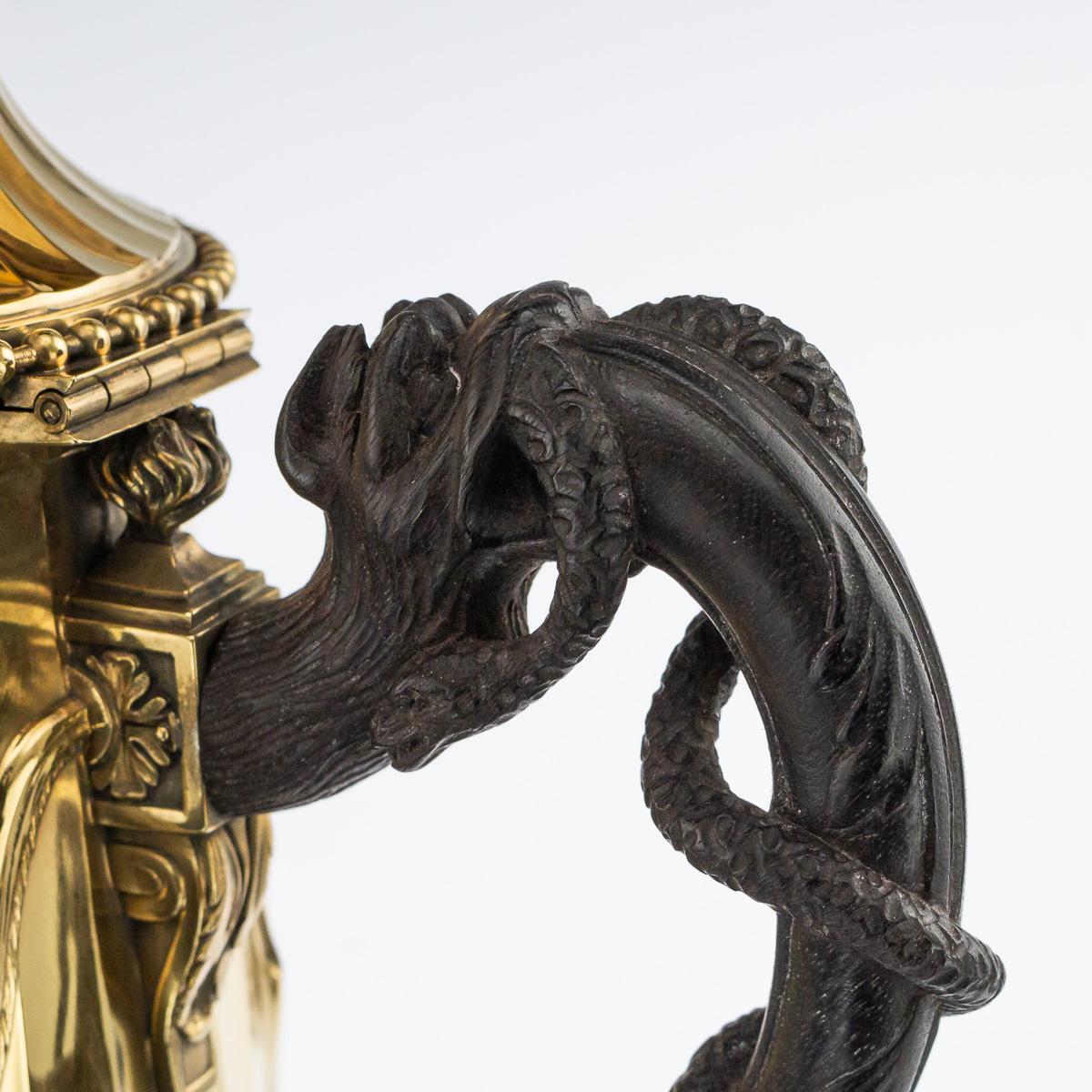 Servizio da tè monumentale francese in argento dorato del XIX secolo di Cardeilhac, circa 1870 in vendita 10