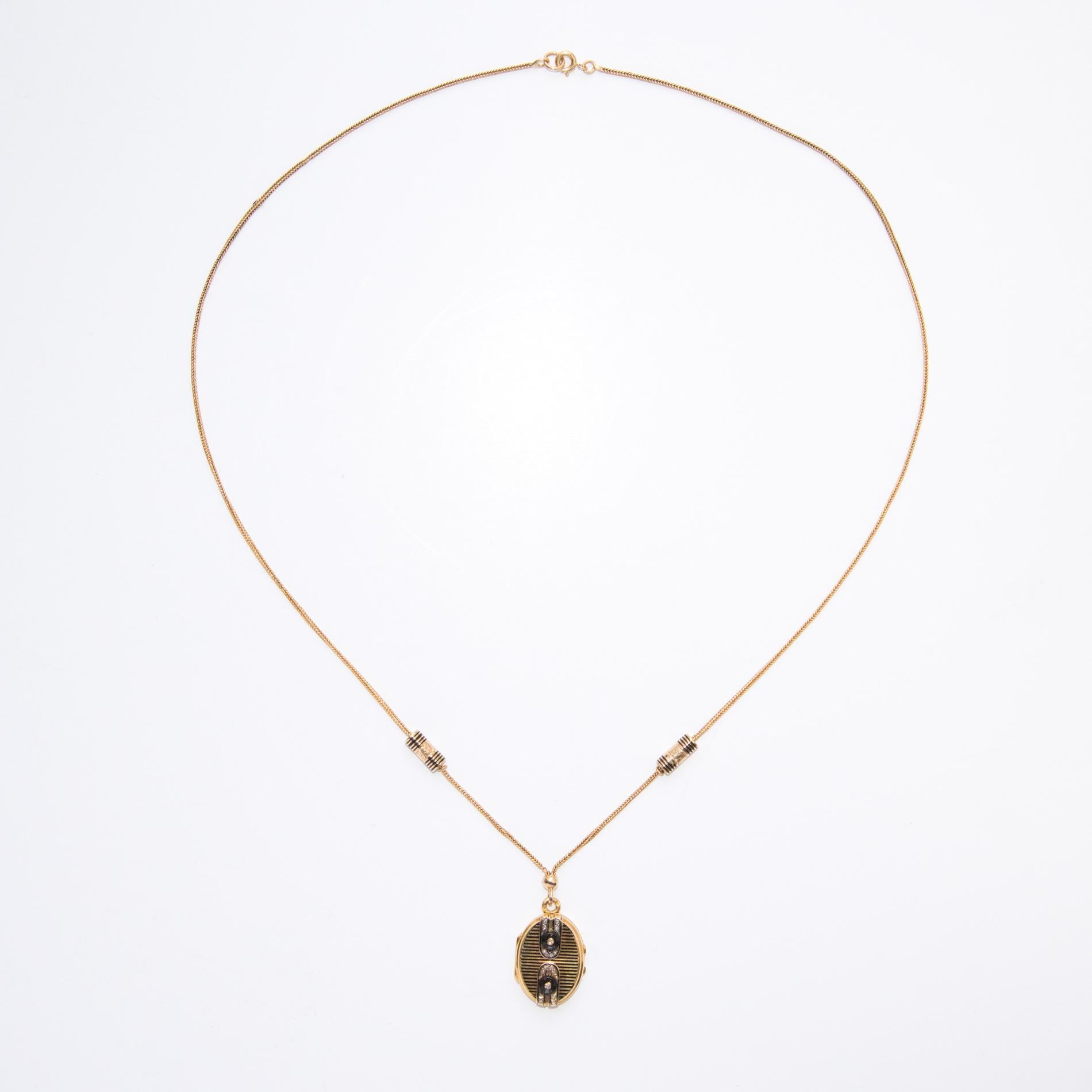 19th Century French Napoleon 3 Diamond Enamelled Locket Pendant Necklace For Sale 5