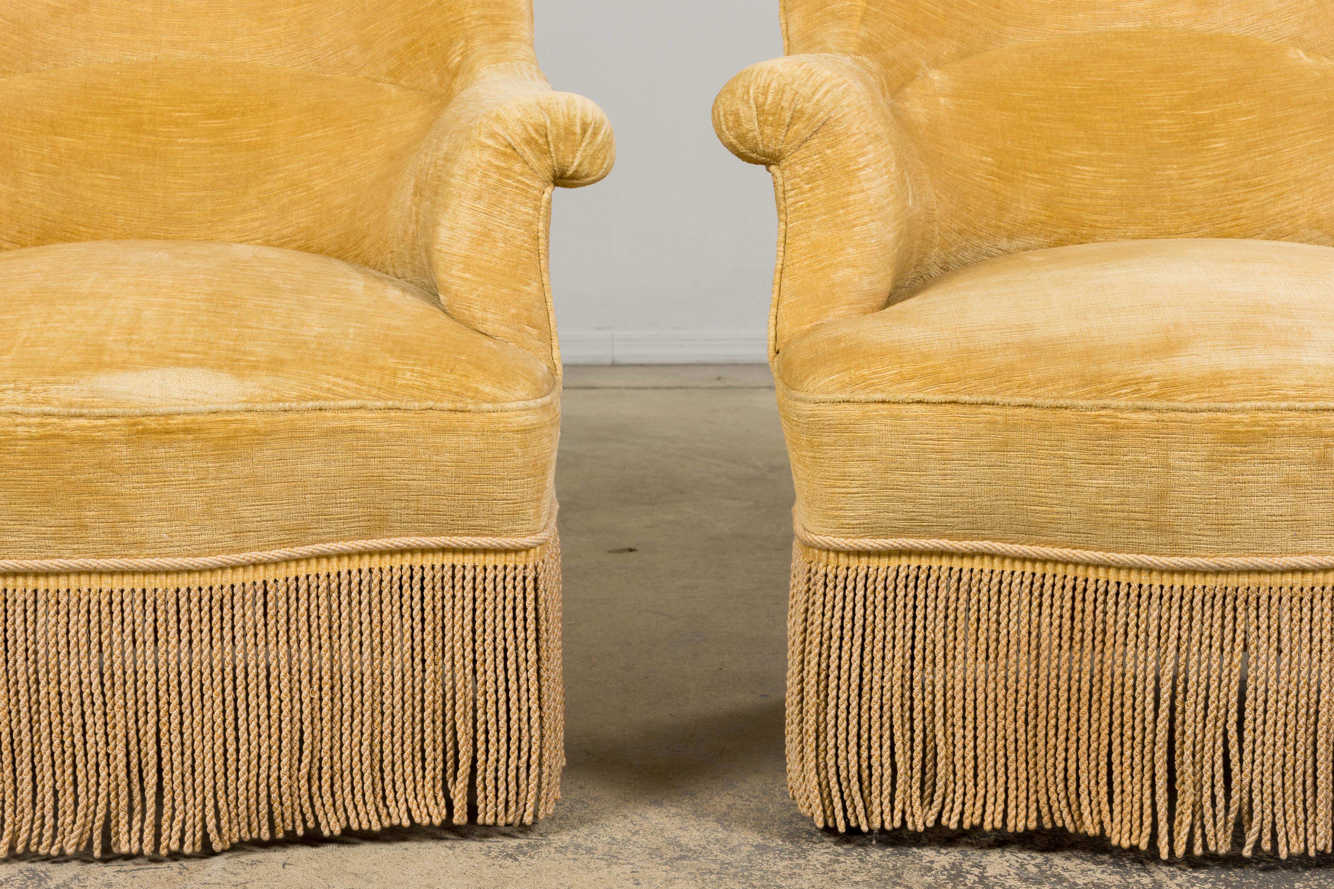 Fauteuils Napoléon III français du XIXe siècle avec velours ocre crème - une paire en vente 1