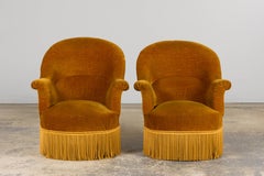 Französische Napoleon-III-Sessel des 19. Jahrhunderts mit goldgelbem Samt - ein Paar