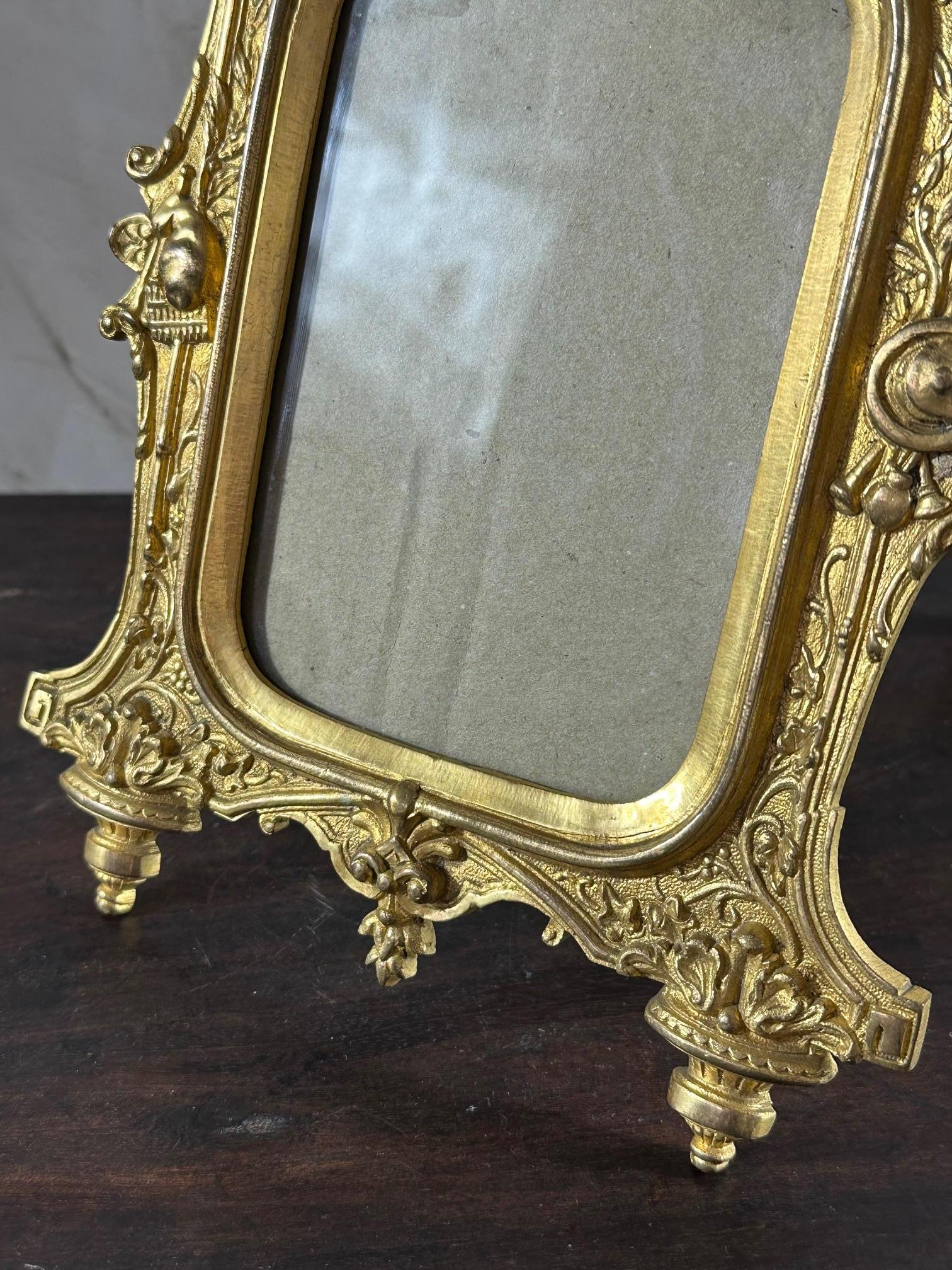 Cornice in bronzo Napoleone III francese del XIX secolo in vendita 5