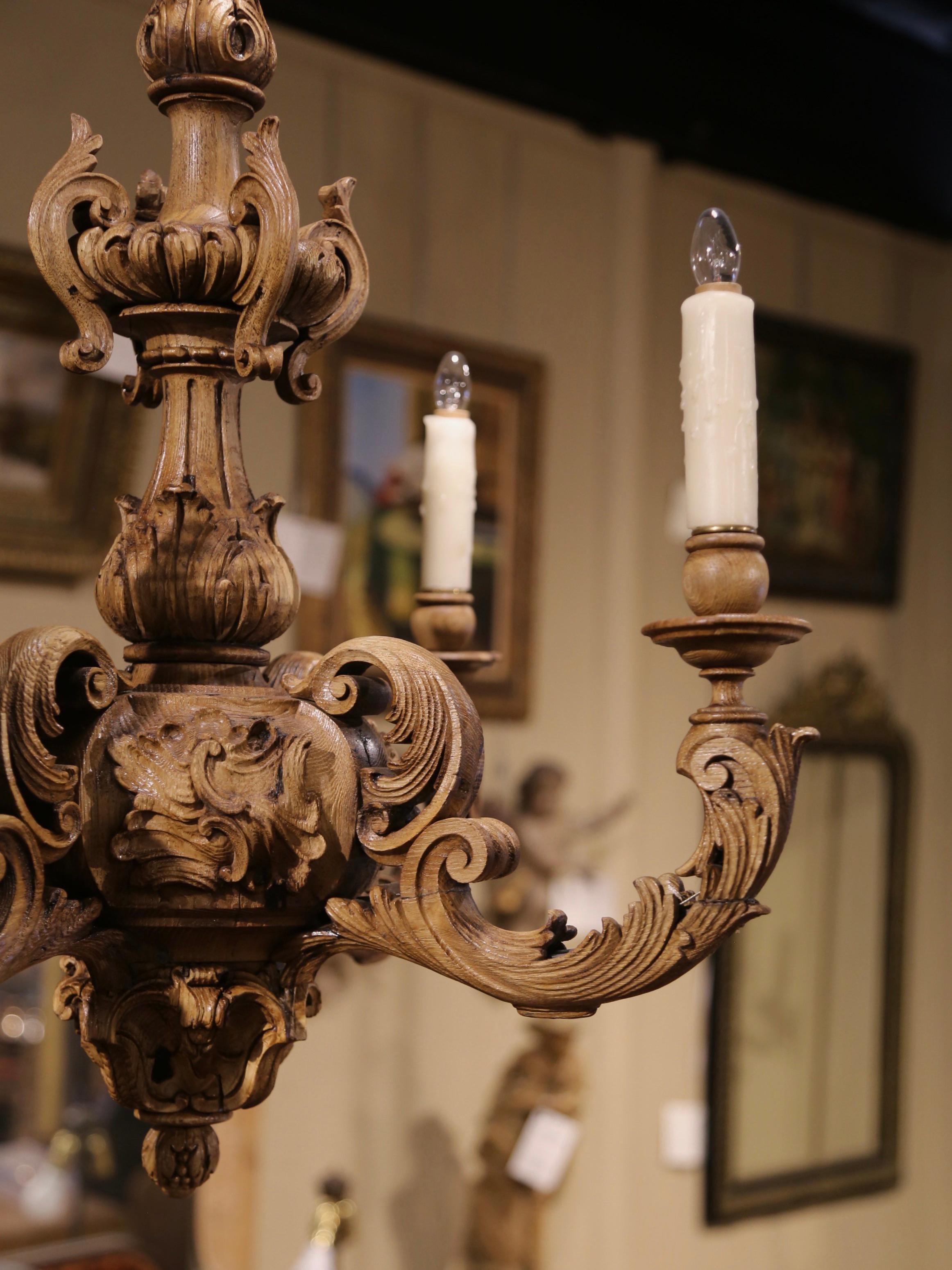 19th Century French Napoleon III Carved Bleached Oak Four-Light Chandelier For Sale 1