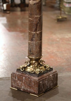 Guéridon Napoléon III du 19ème siècle en marbre sculpté et bronze