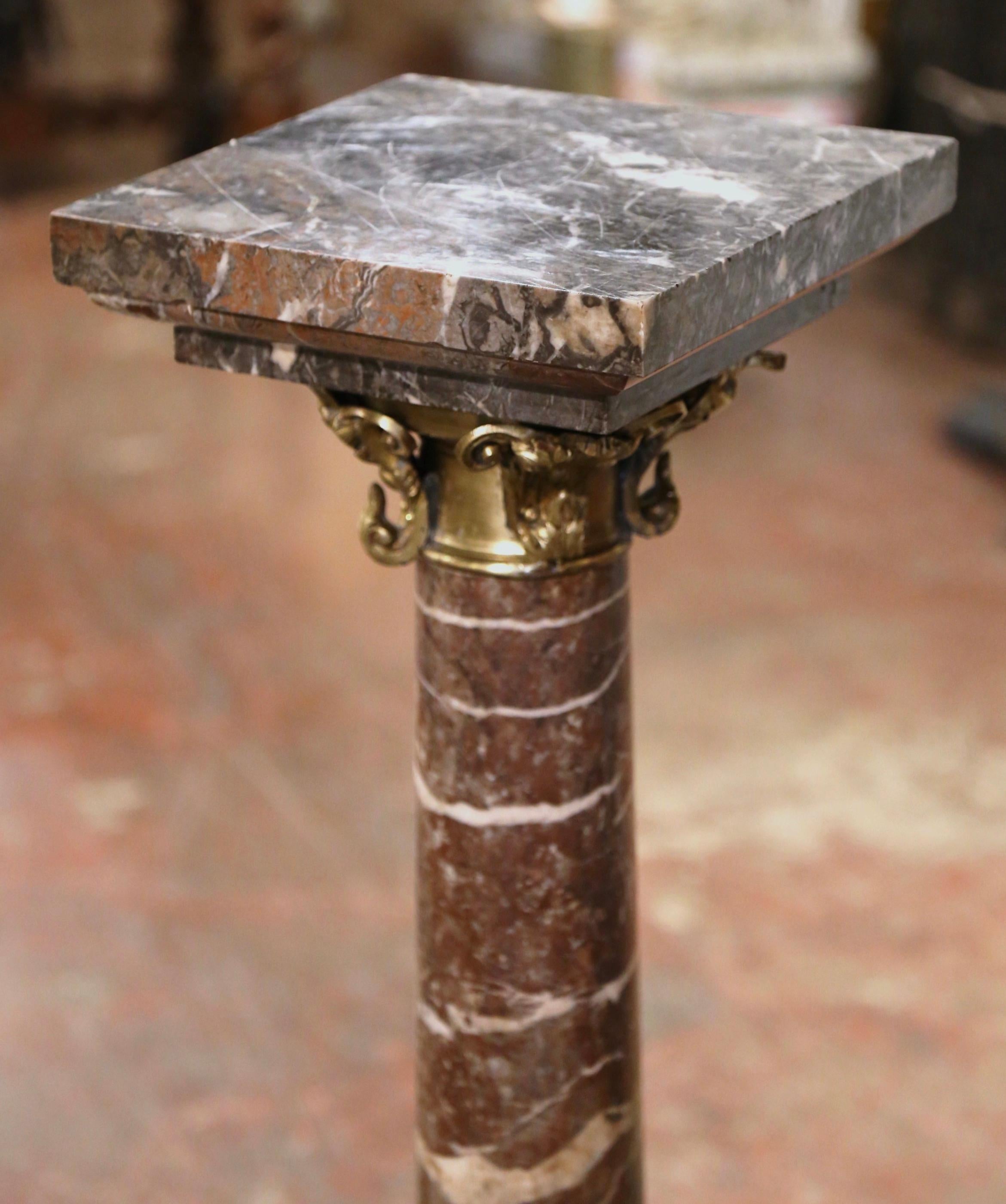 Hand-Carved 19th Century French Napoleon III Carved Marble and Bronze Selette Pedestal Table For Sale